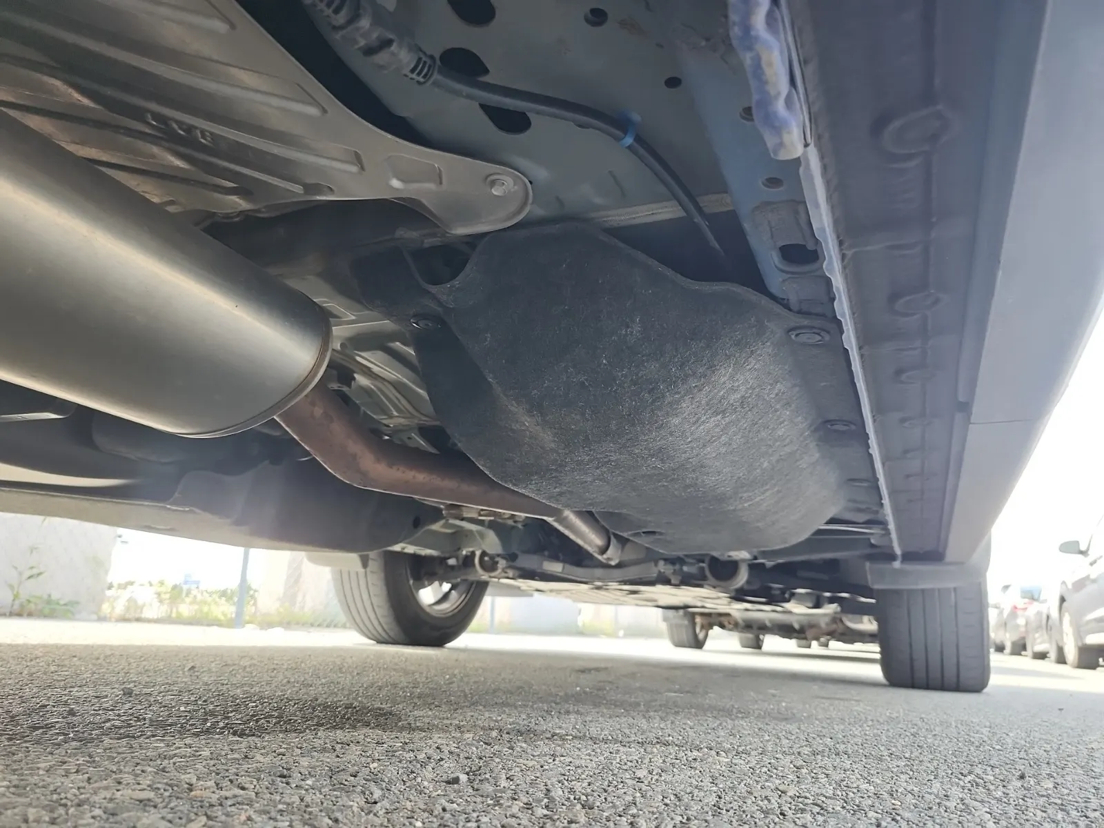 Undercarriage - Passenger Photo