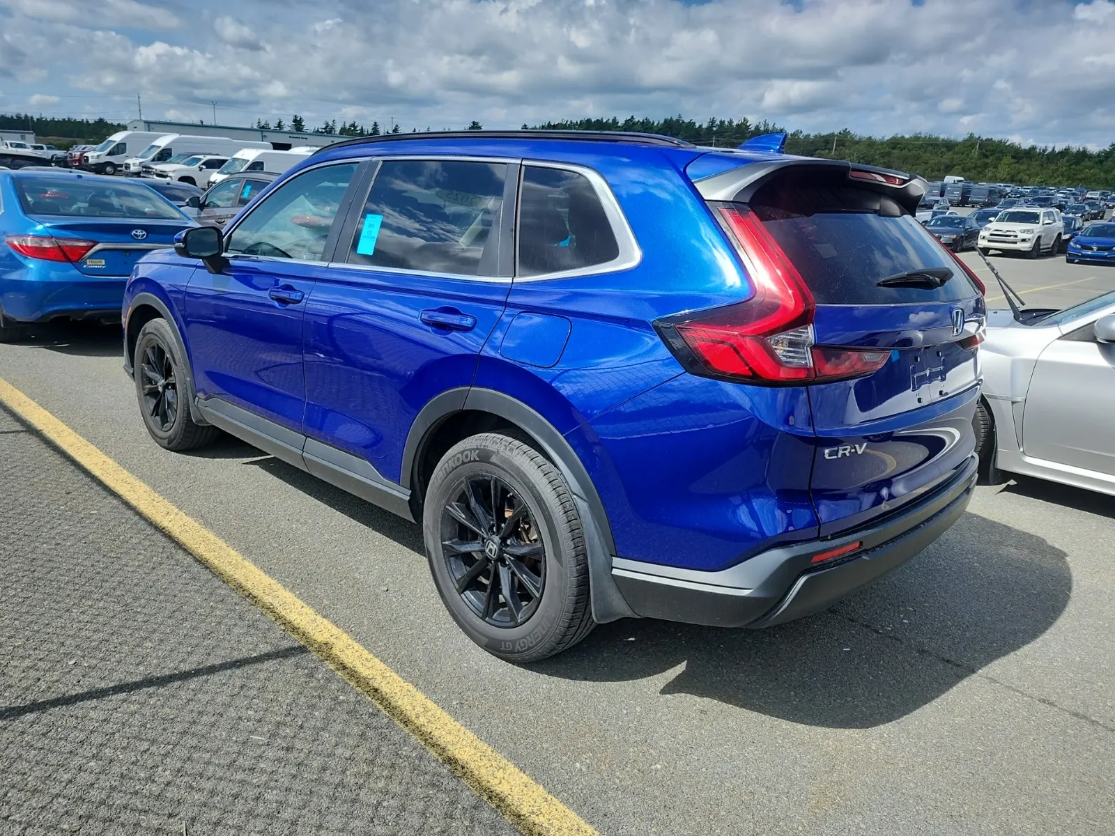 Driver Rear 3/4 Photo