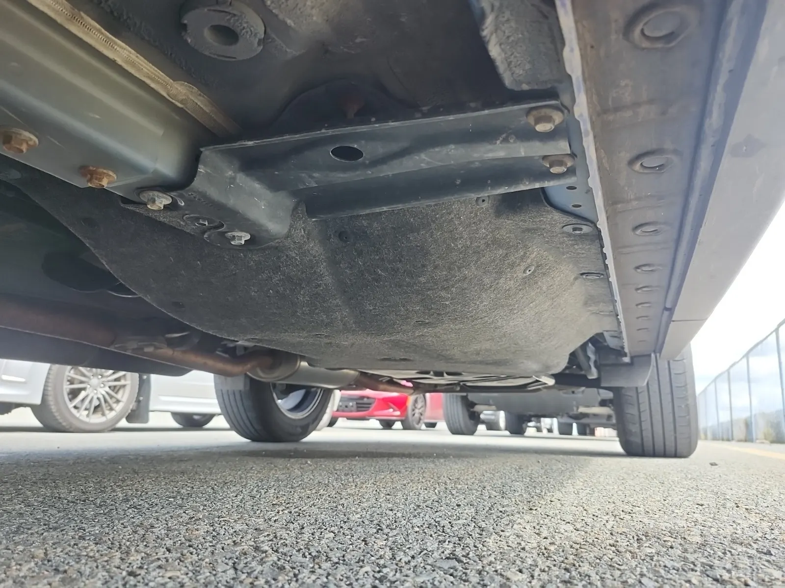 Undercarriage - Driver Photo