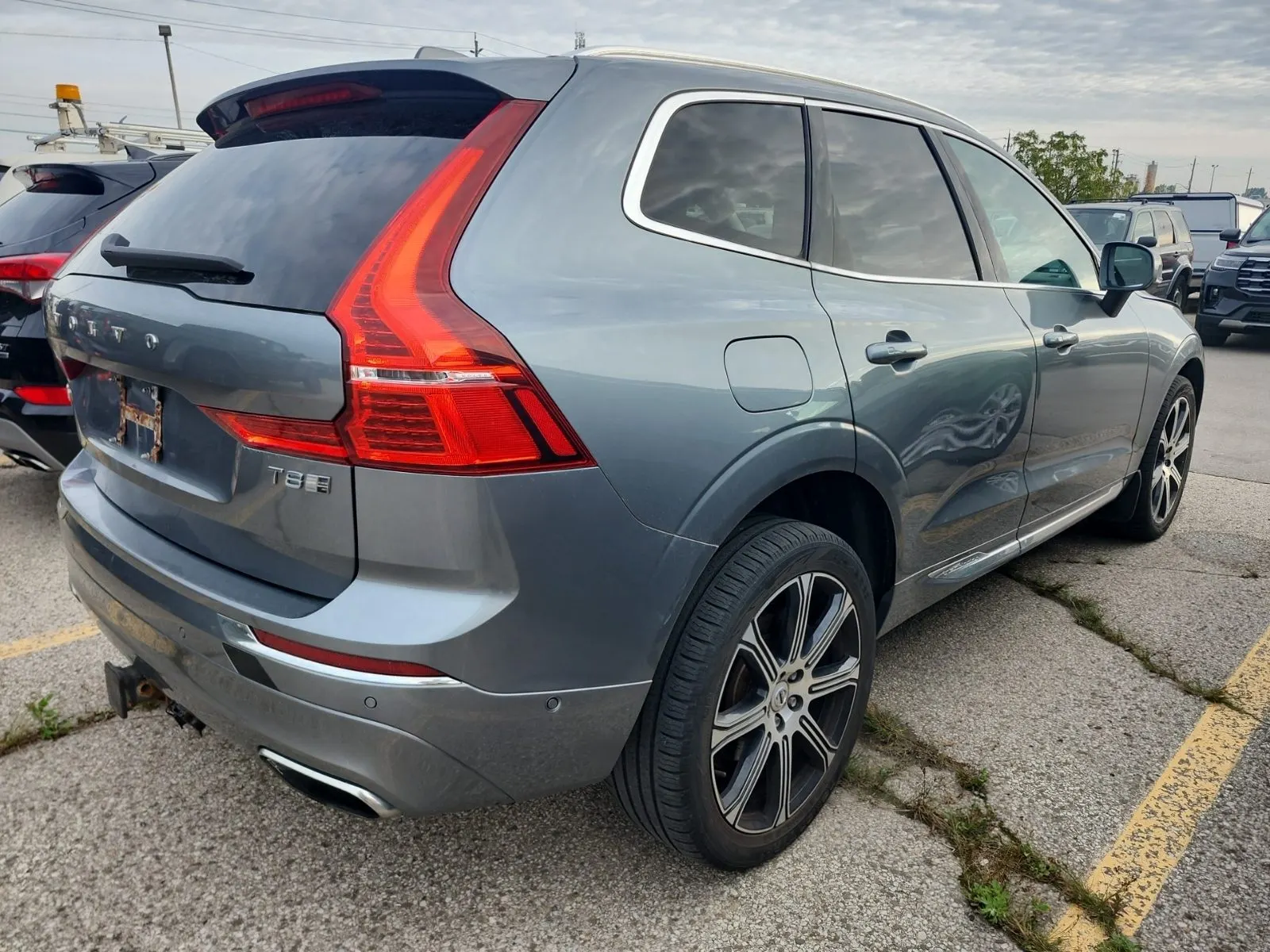 Passenger Rear 3/4 Photo