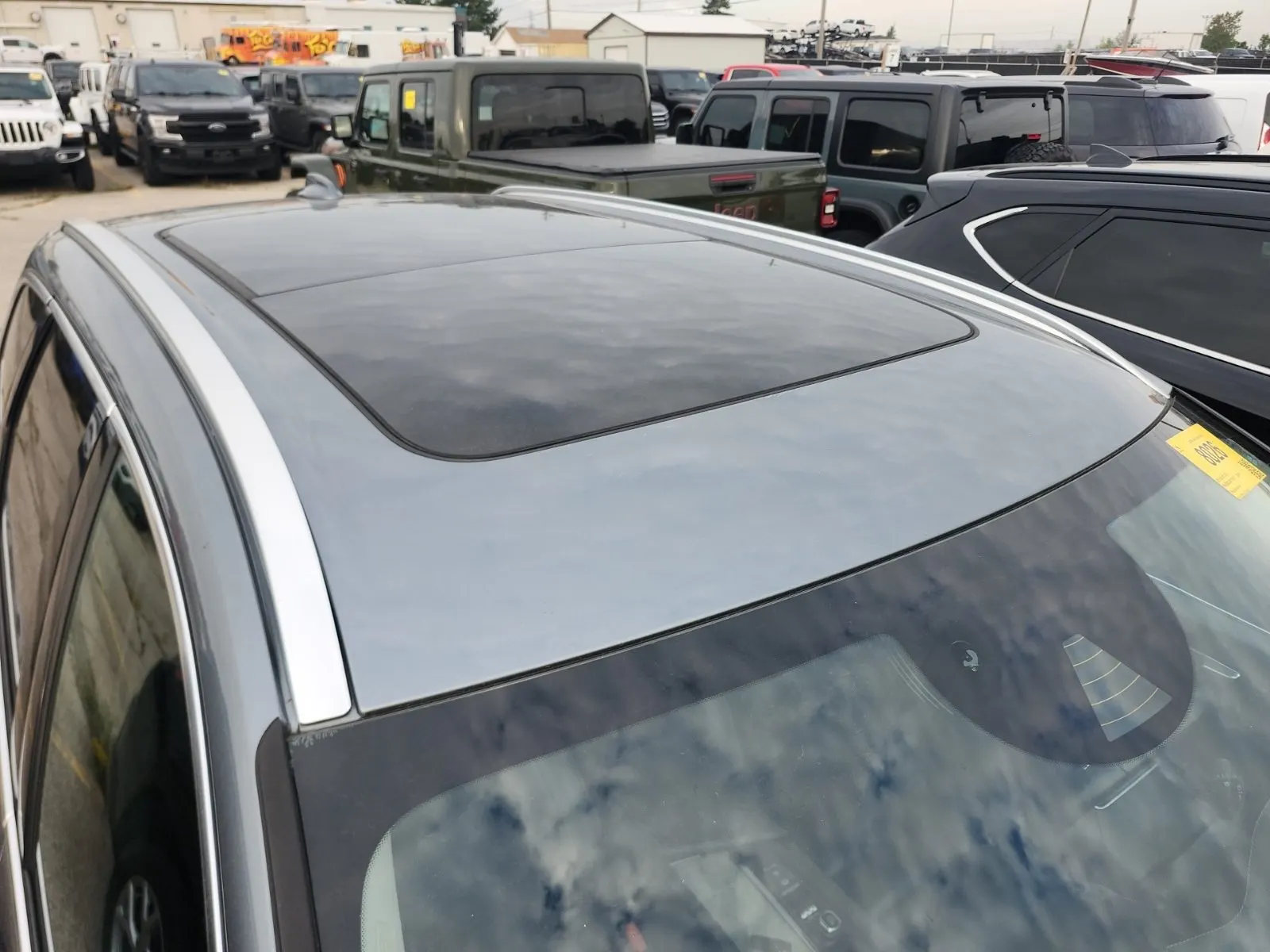 Exterior Roof Photo