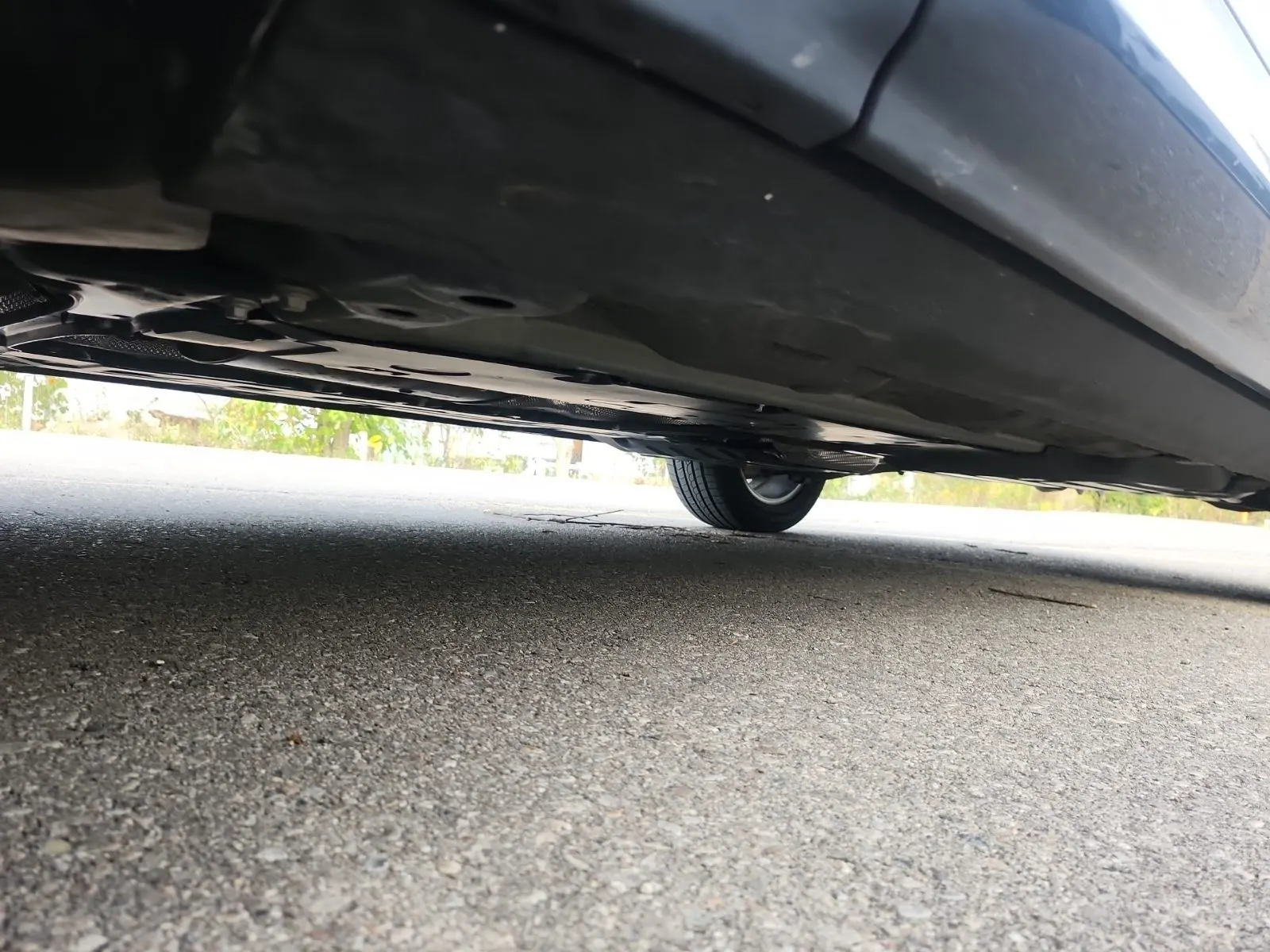 Undercarriage - Driver Photo