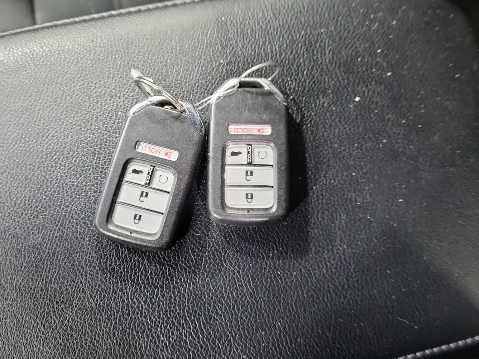 Keys/Fobs/Manual Photo