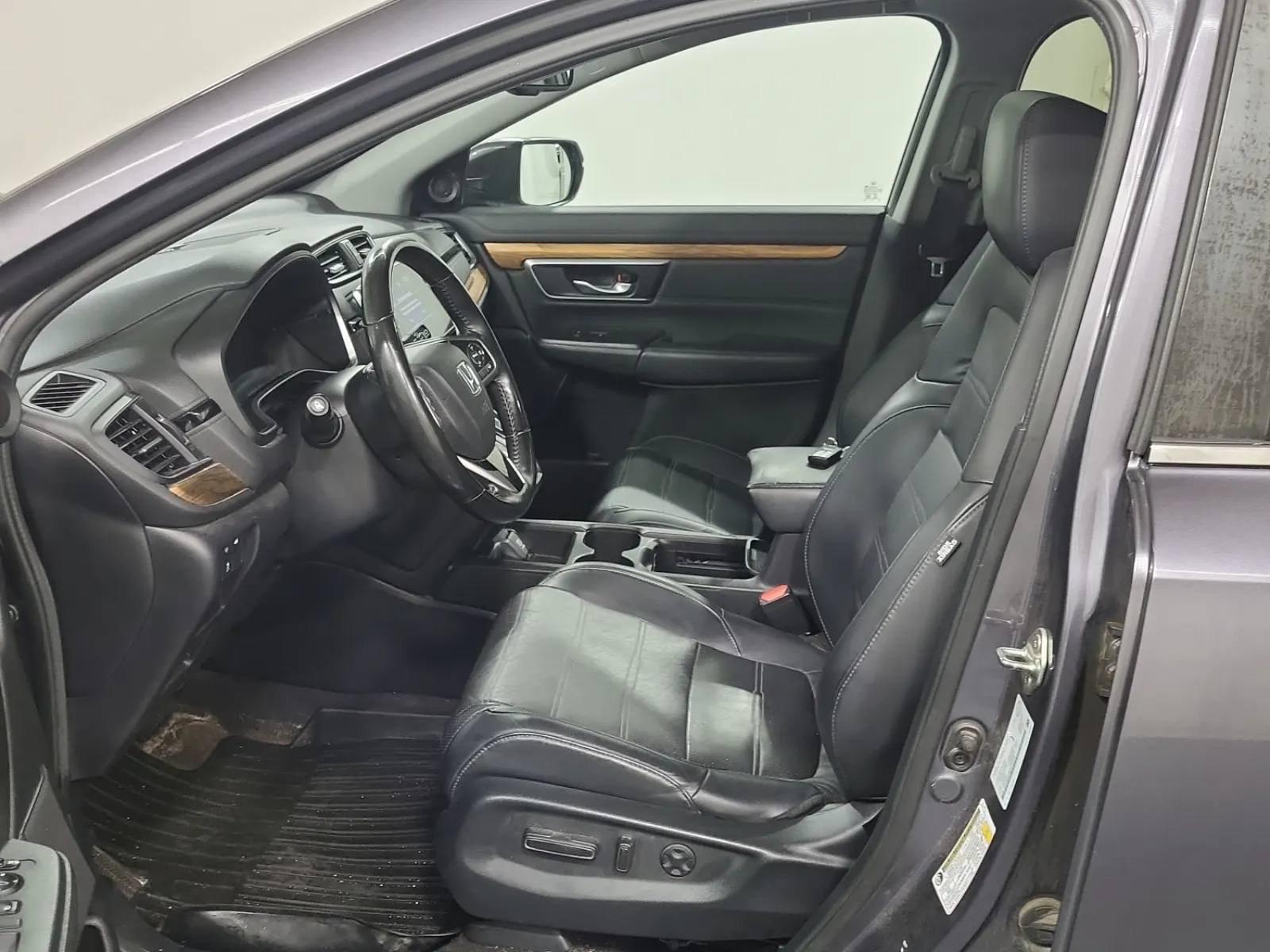 Front Interior Photo