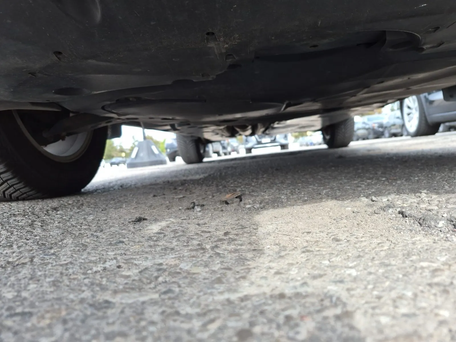 Undercarriage - Front Photo