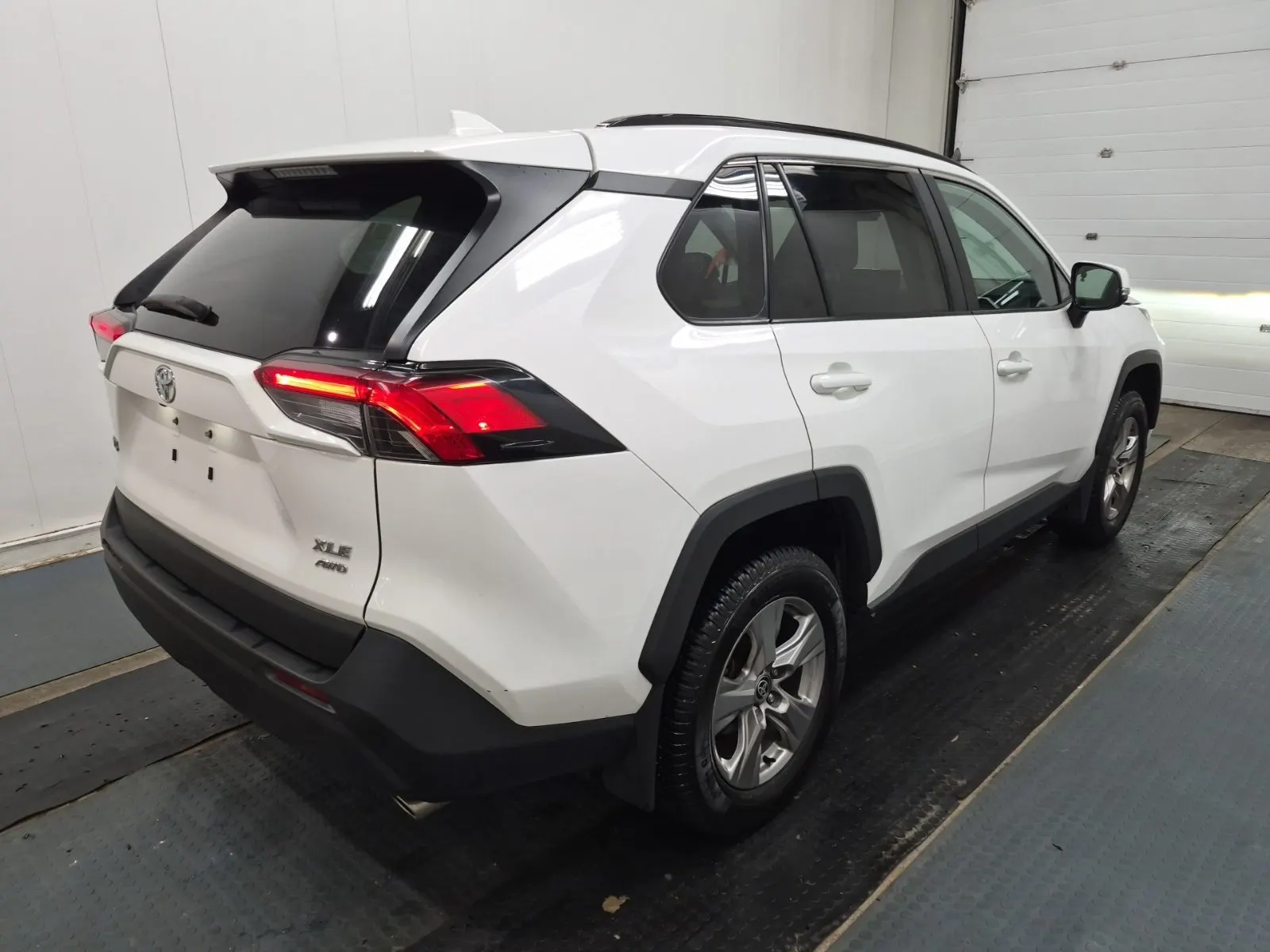 Passenger Rear 3/4 Photo