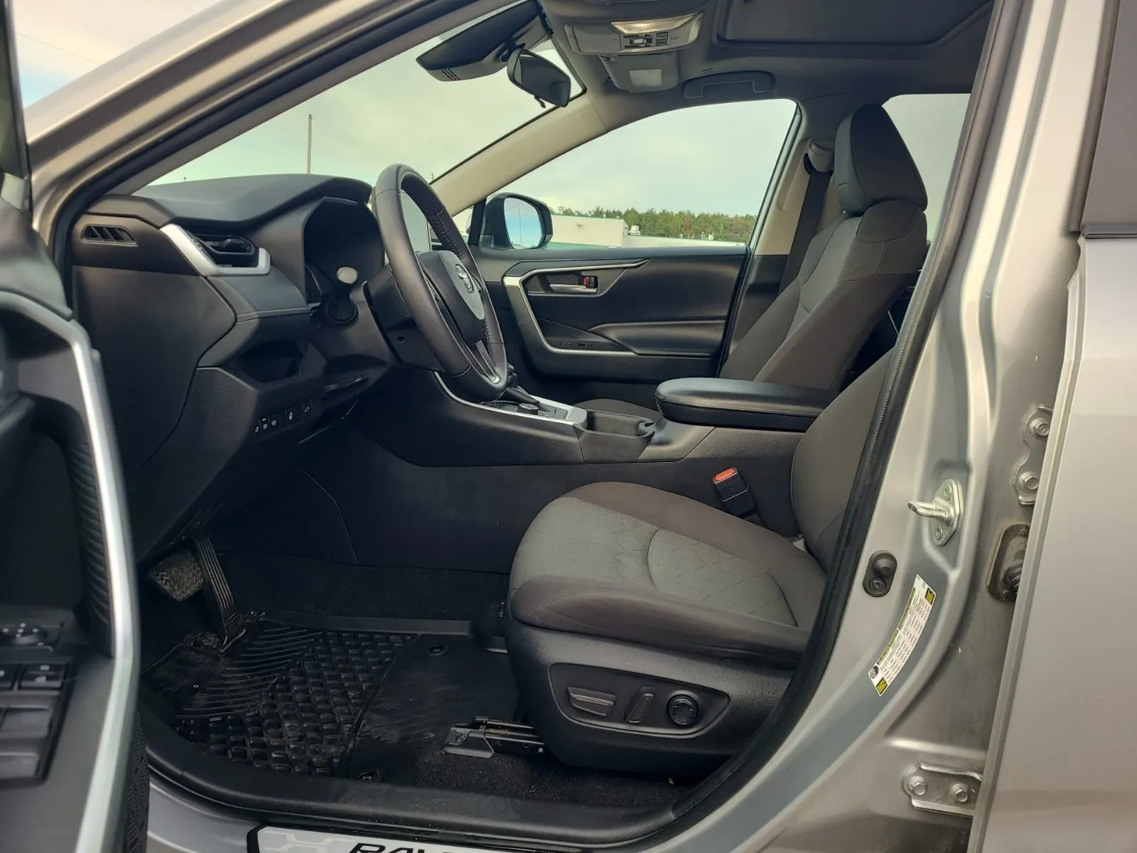 Front Interior Photo