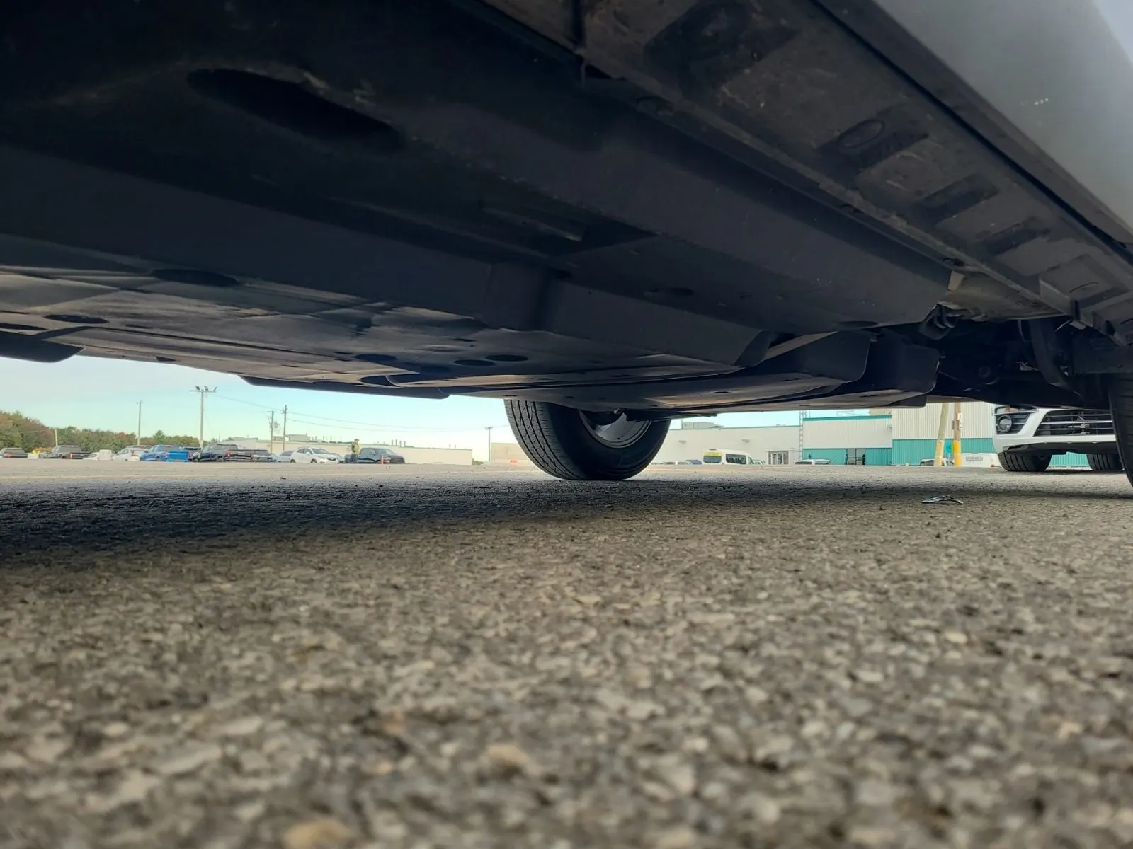 Undercarriage - Driver Photo