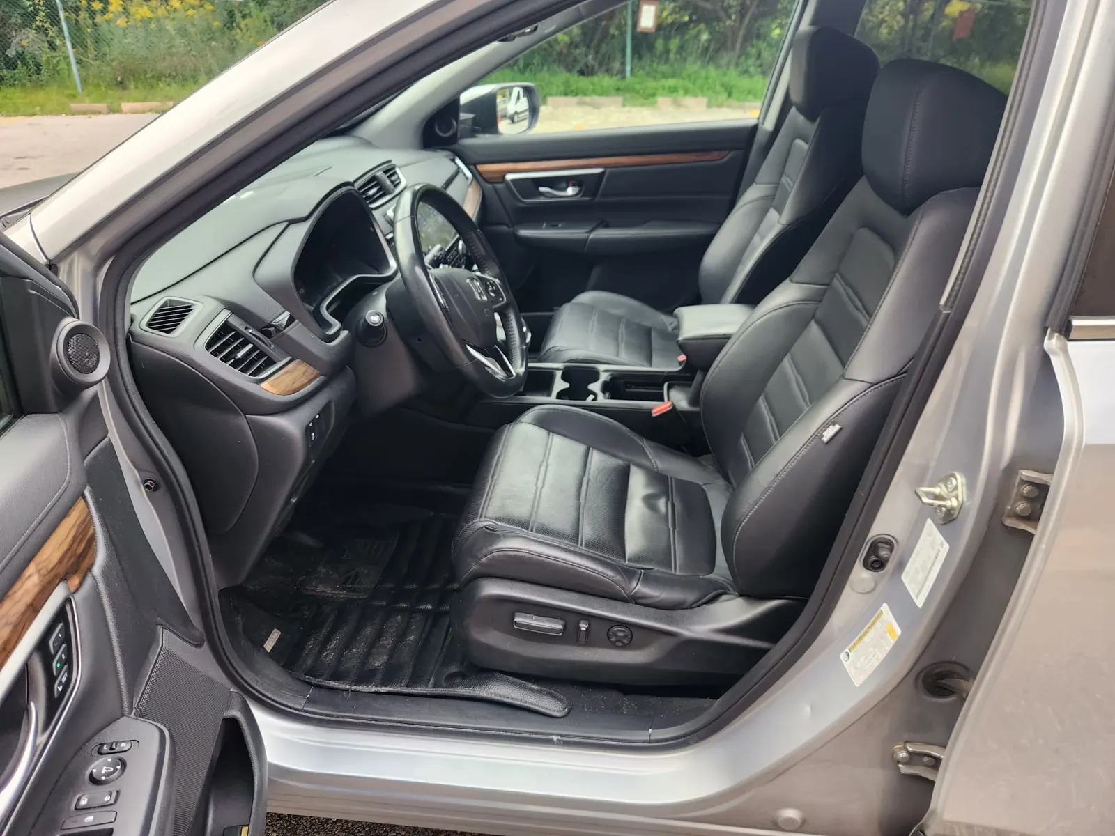 Interior driver side