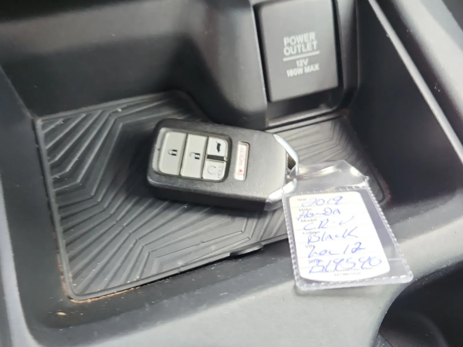 Keys/Fobs/Manual Photo