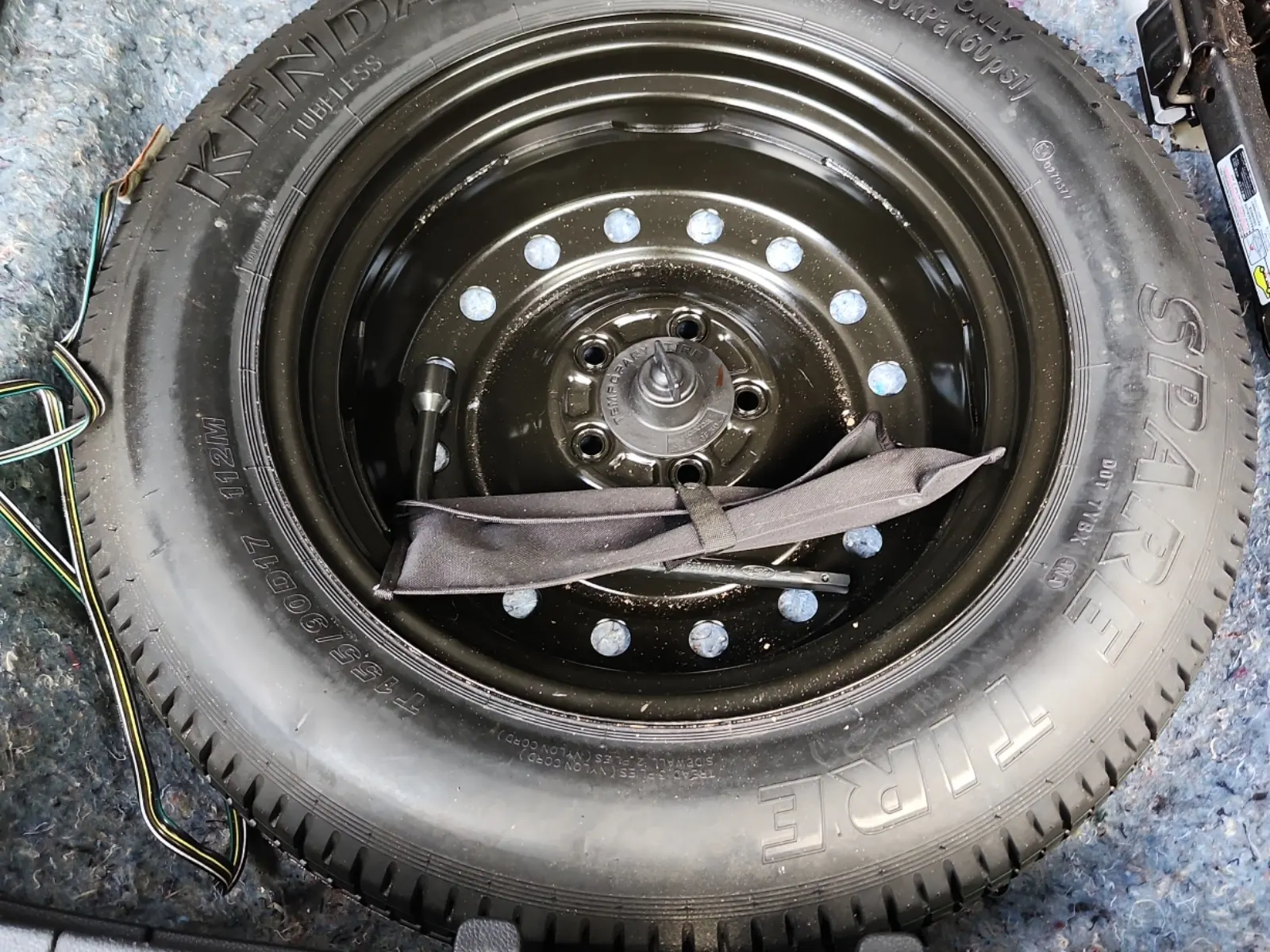 Spare Tire & Wheel Photo