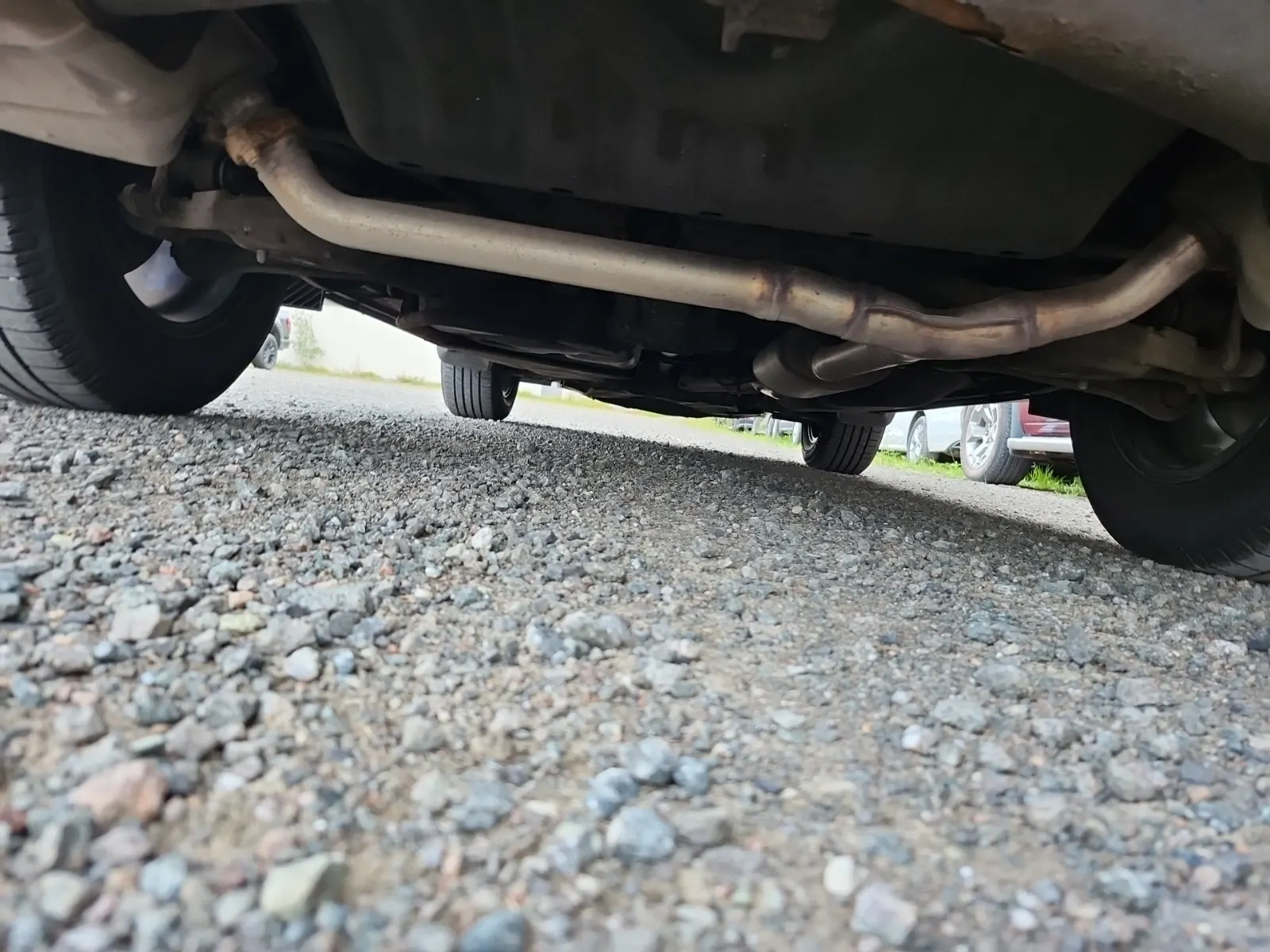 Undercarriage - Rear Photo