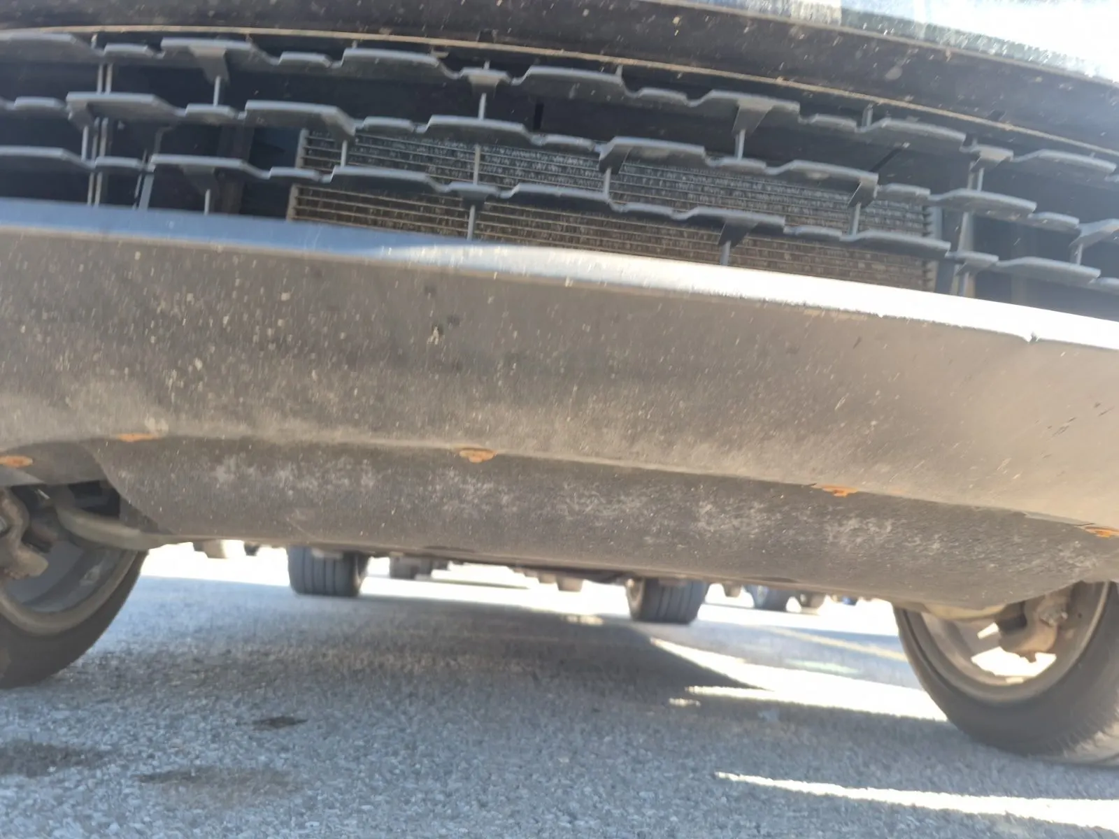 Undercarriage - Front Photo