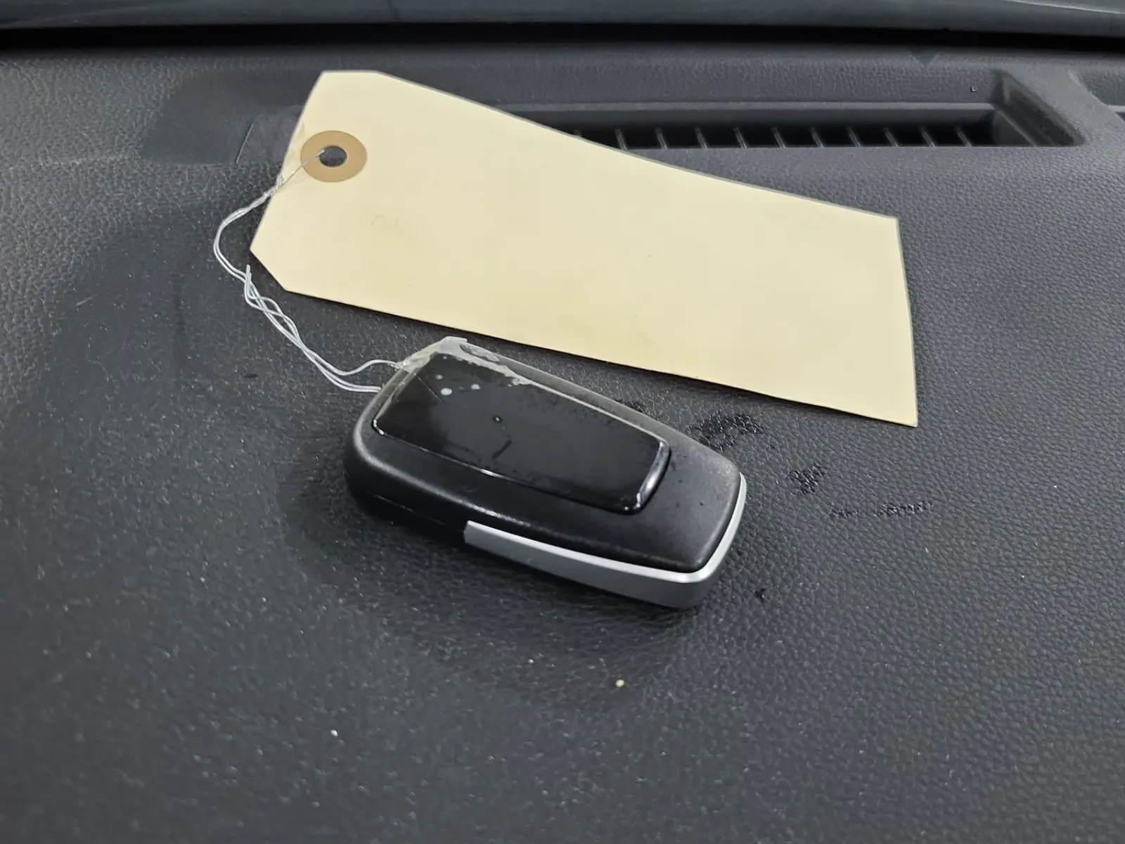 Keys/Fobs/Manual Photo