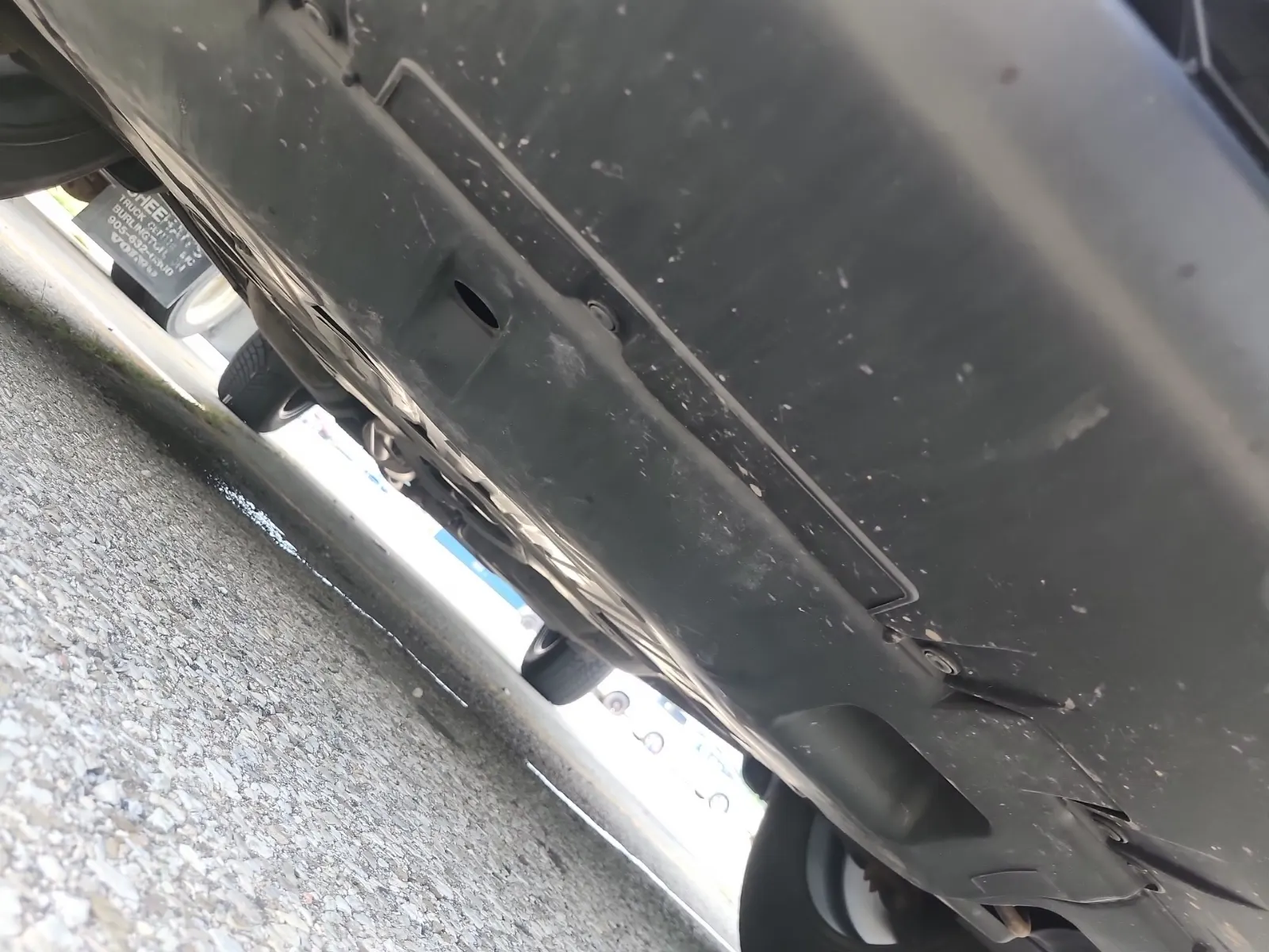 Undercarriage - Front Photo