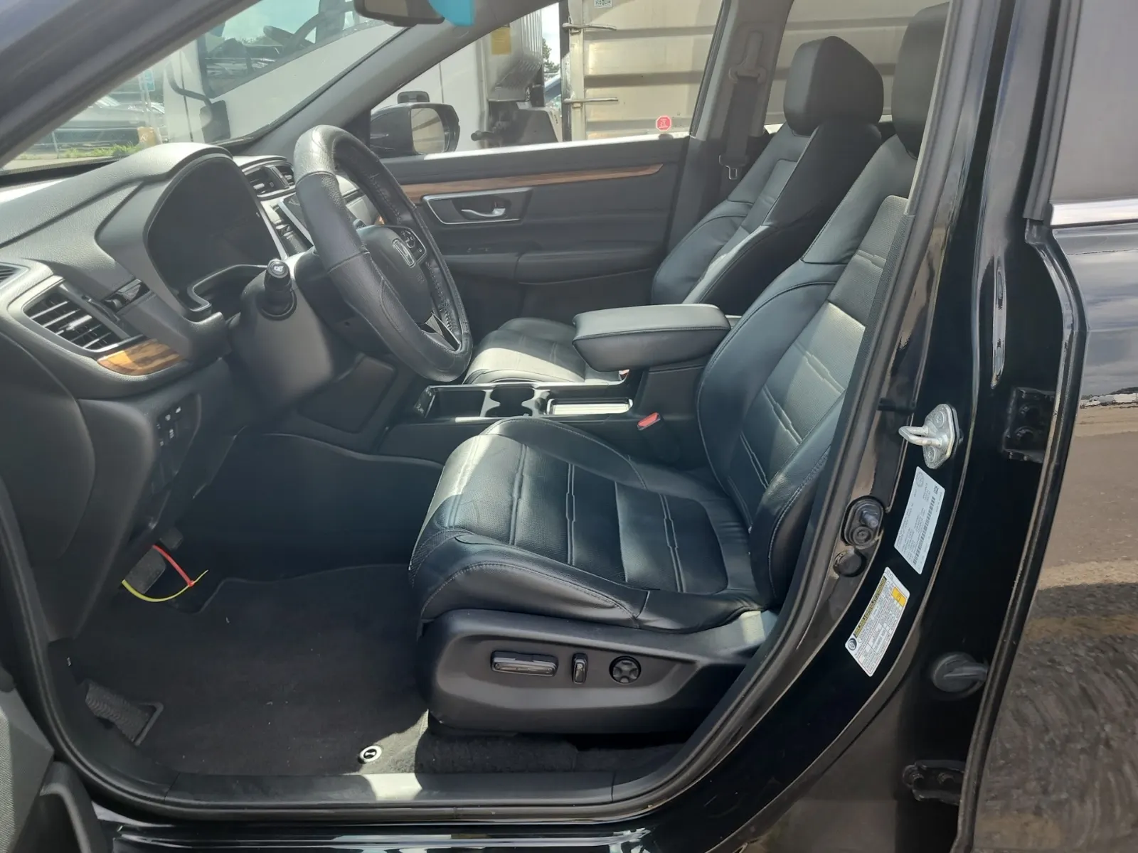 Front Interior Photo