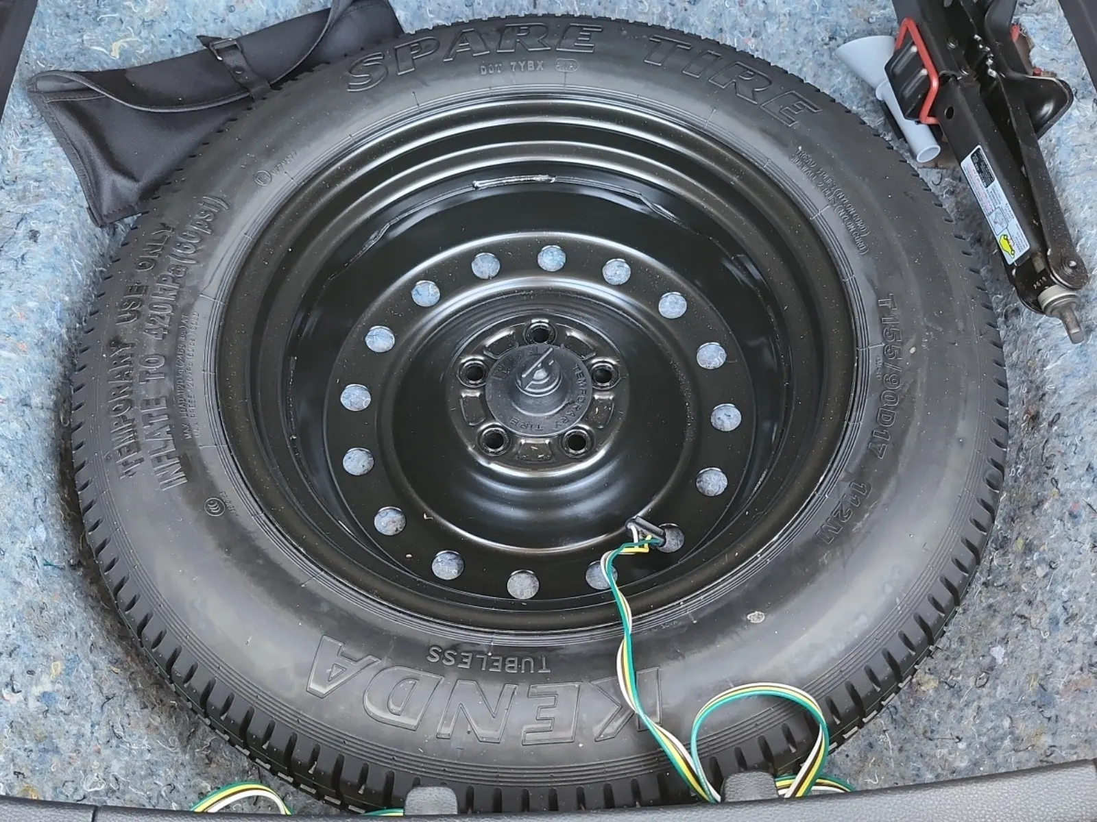 Spare Tire & Wheel Photo