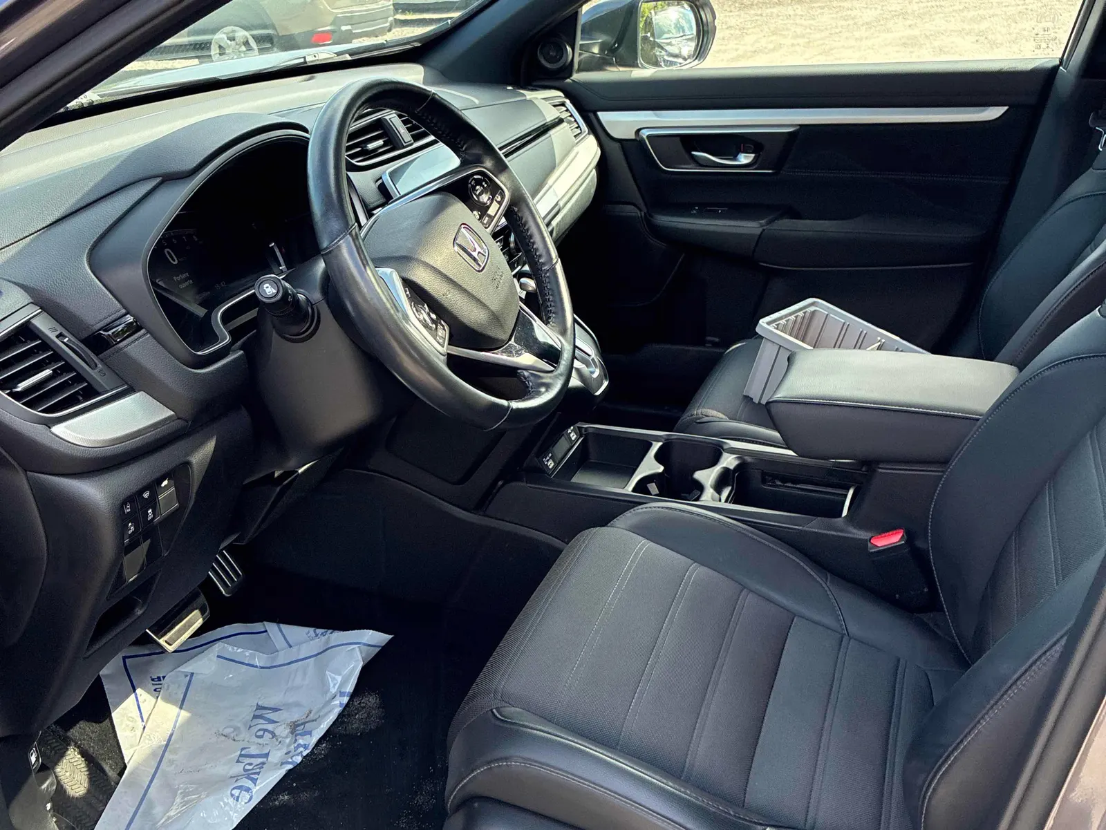 Interior driver side