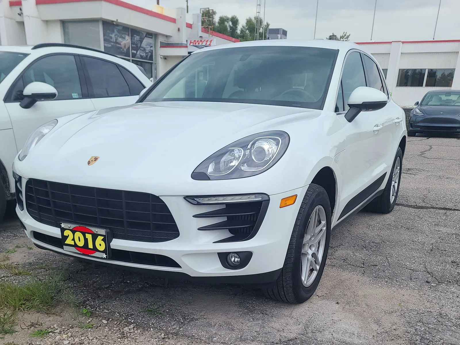 2016 Porsche Macan
