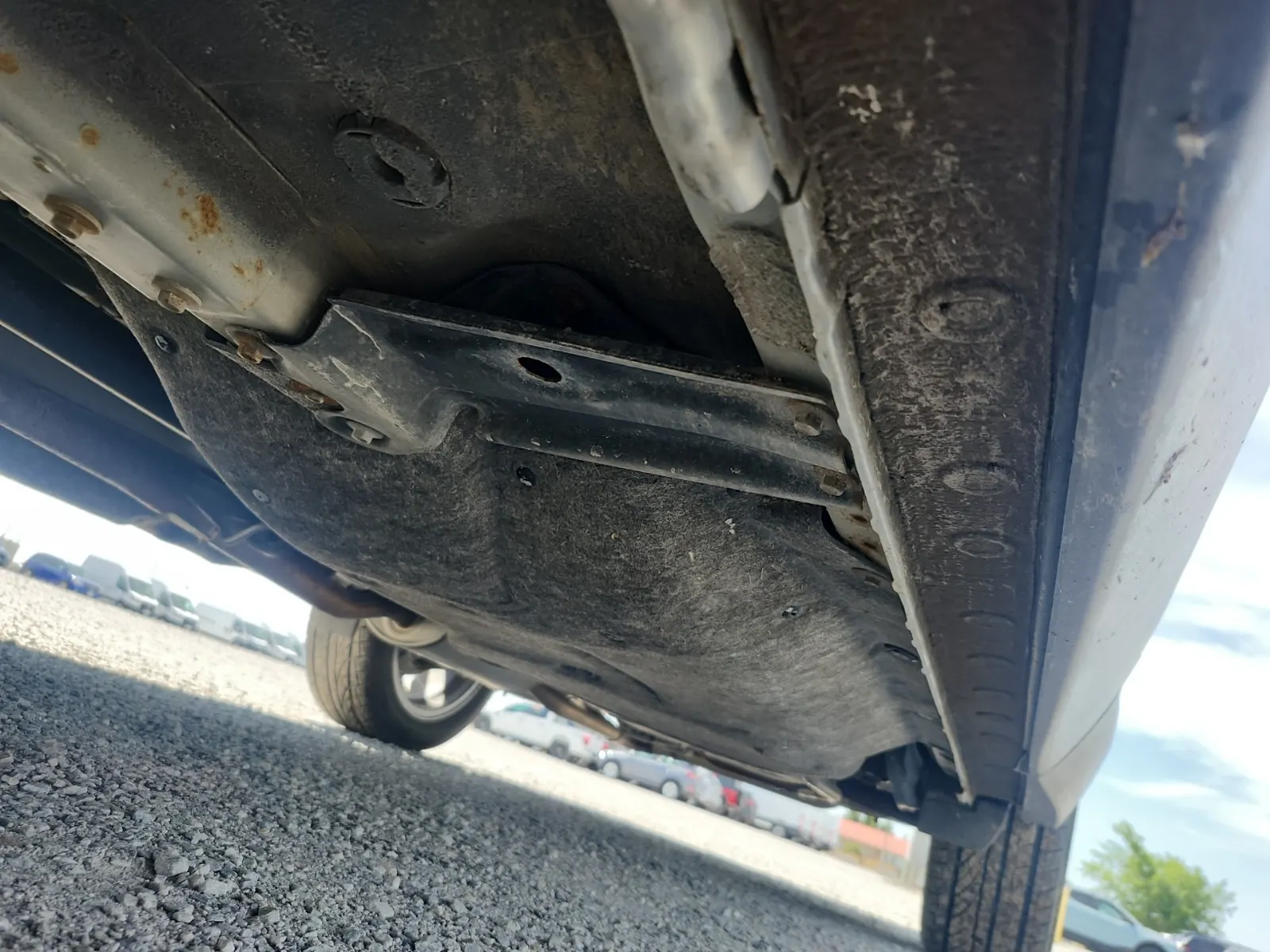Undercarriage - Driver Photo