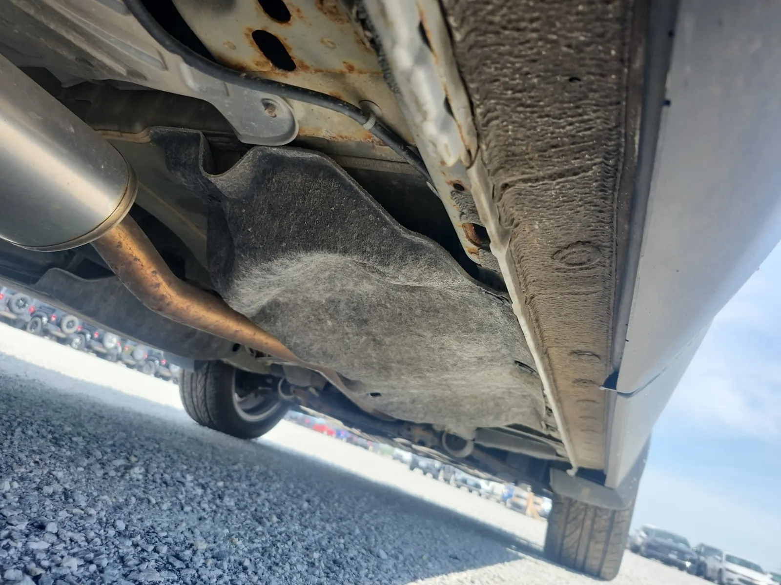 Undercarriage - Passenger Photo
