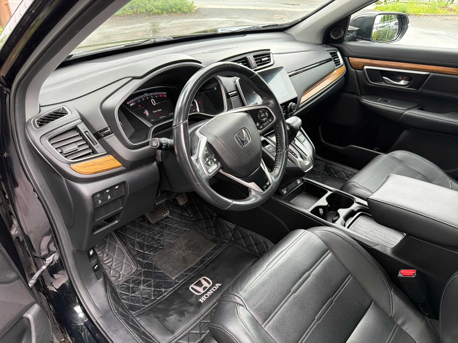 Interior driver side