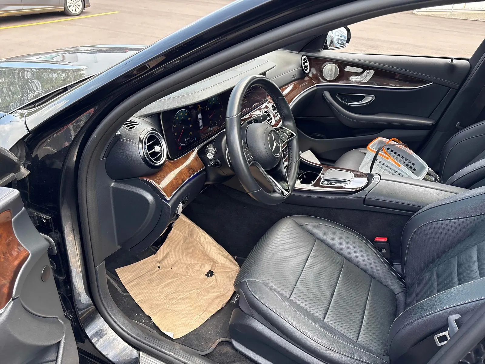 Interior driver side