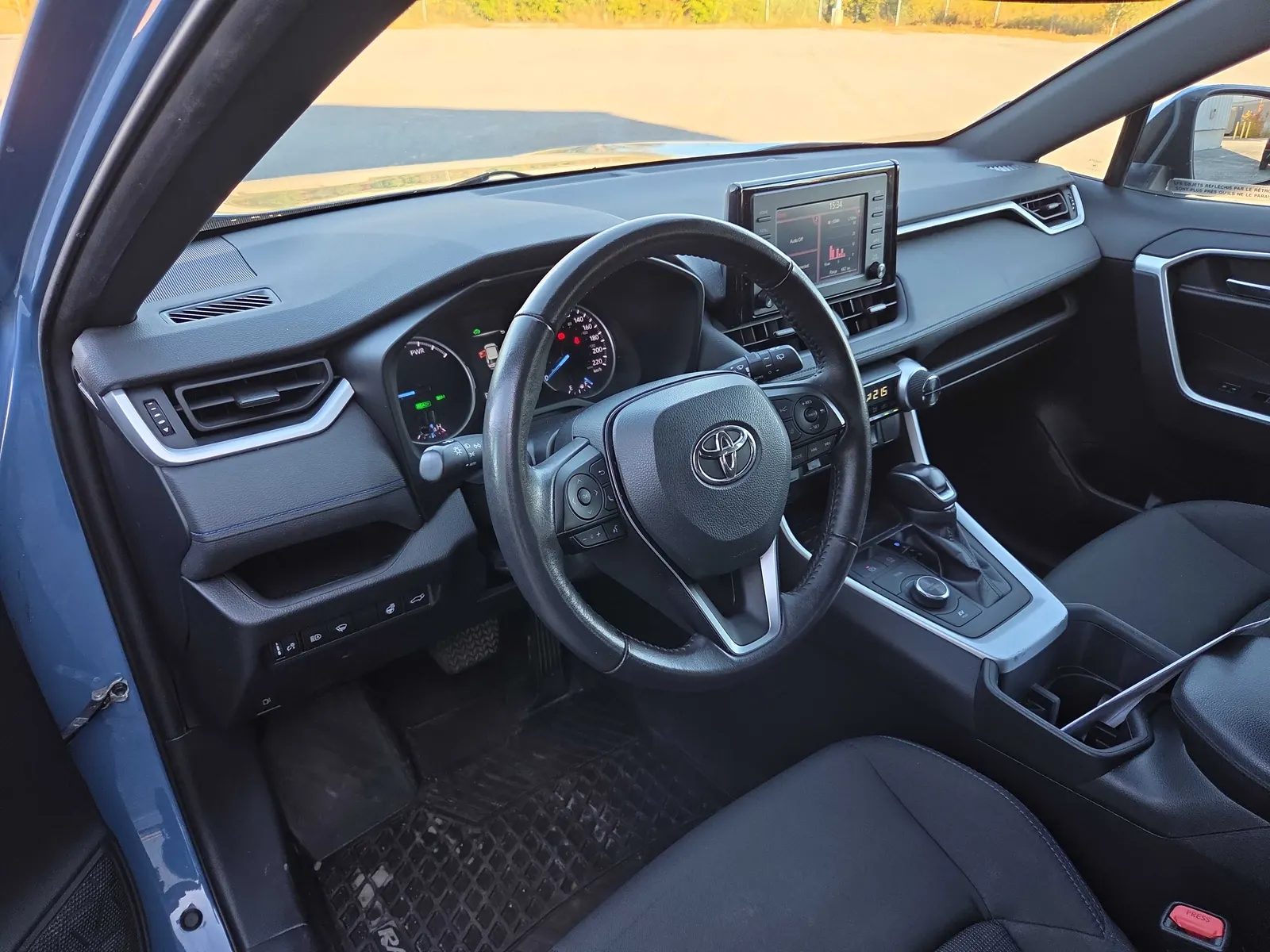 Interior driver side