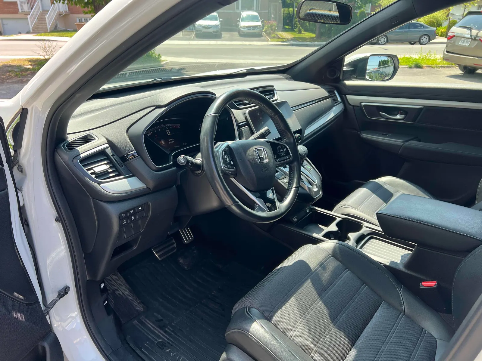 Interior driver side