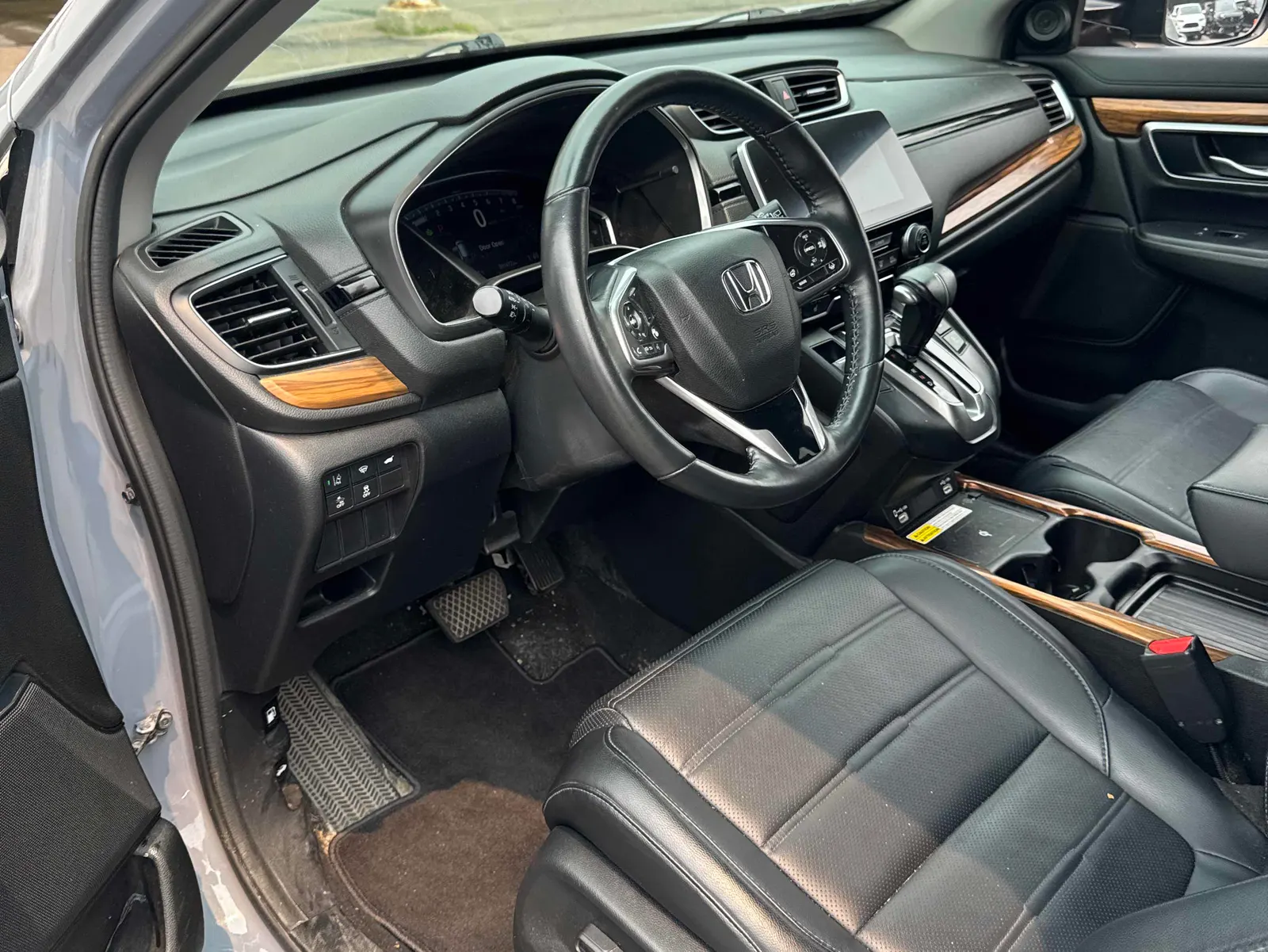 Interior driver side