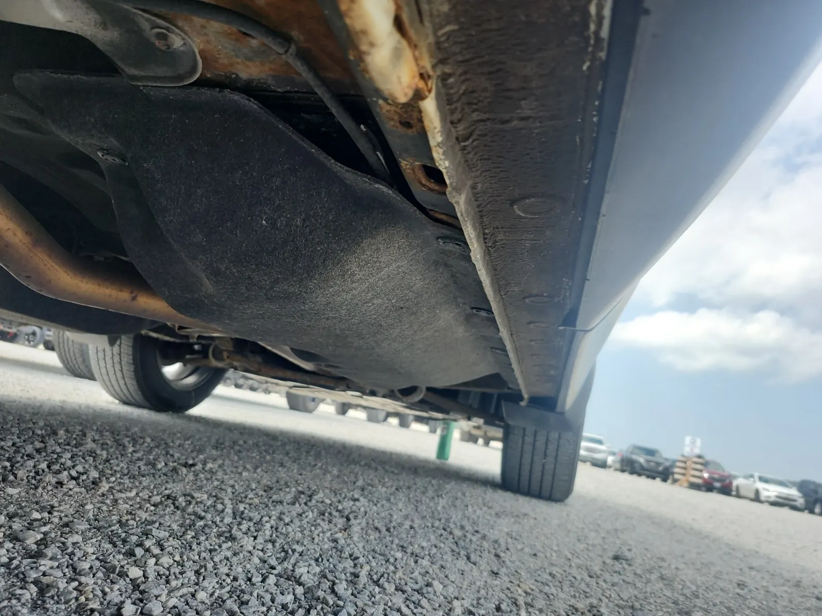 Undercarriage - Passenger Photo