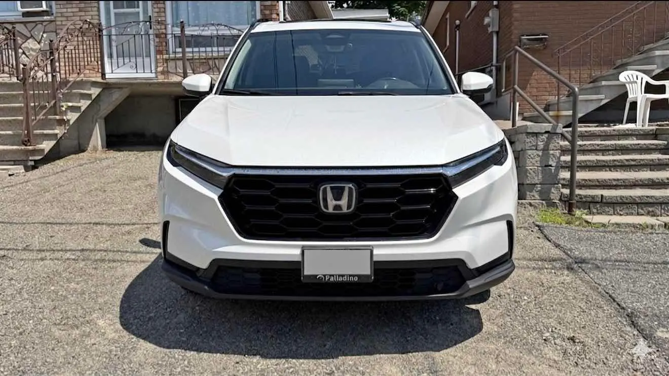 3/4 Front (Main image)