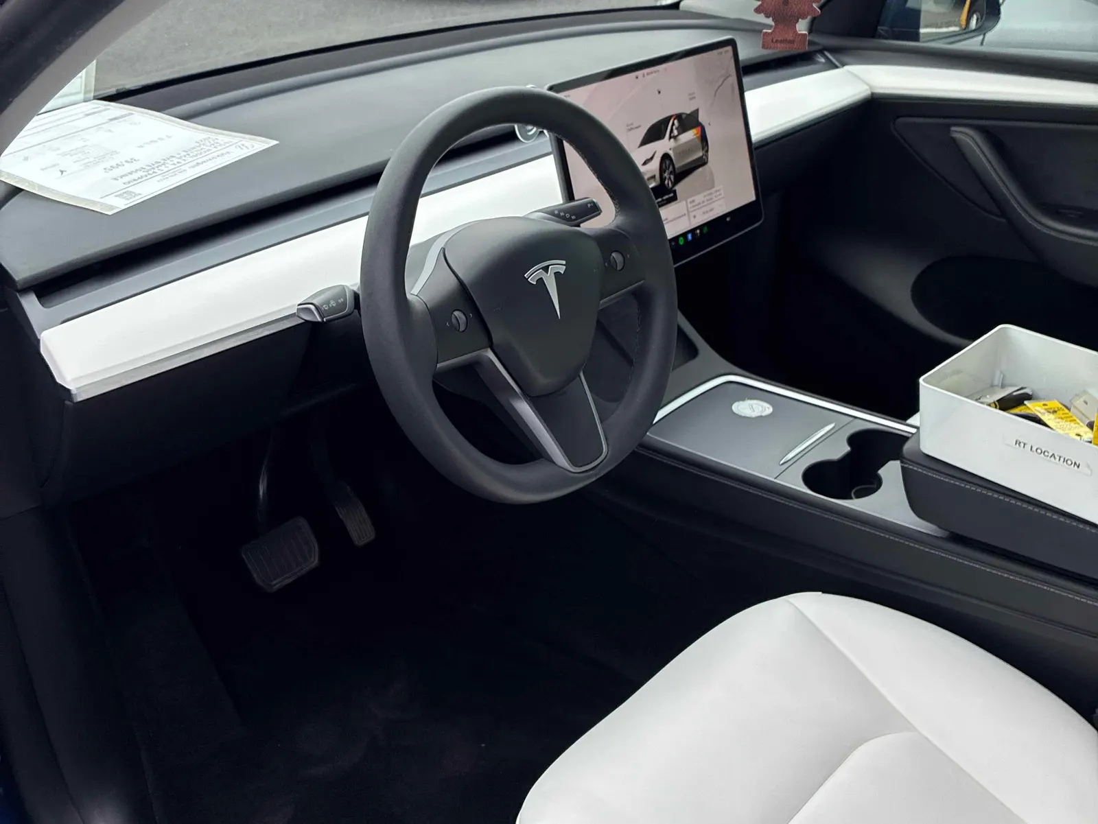 Interior driver side