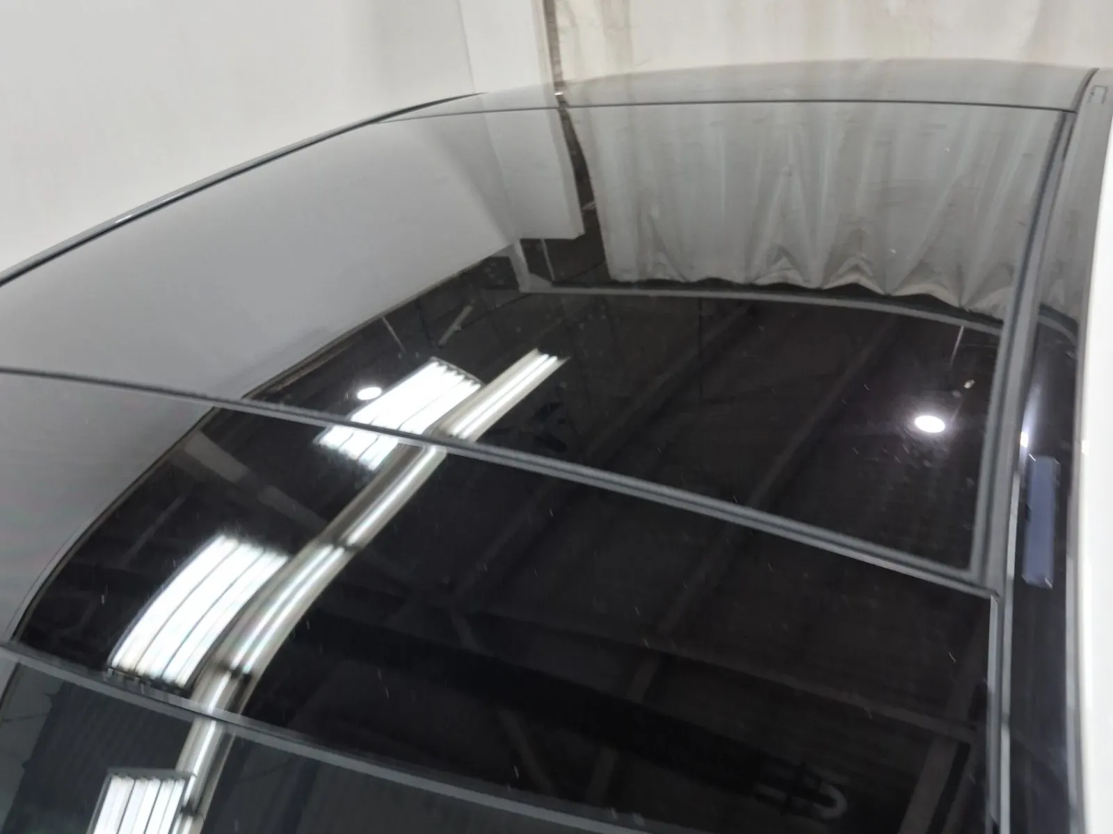 Exterior Roof Photo