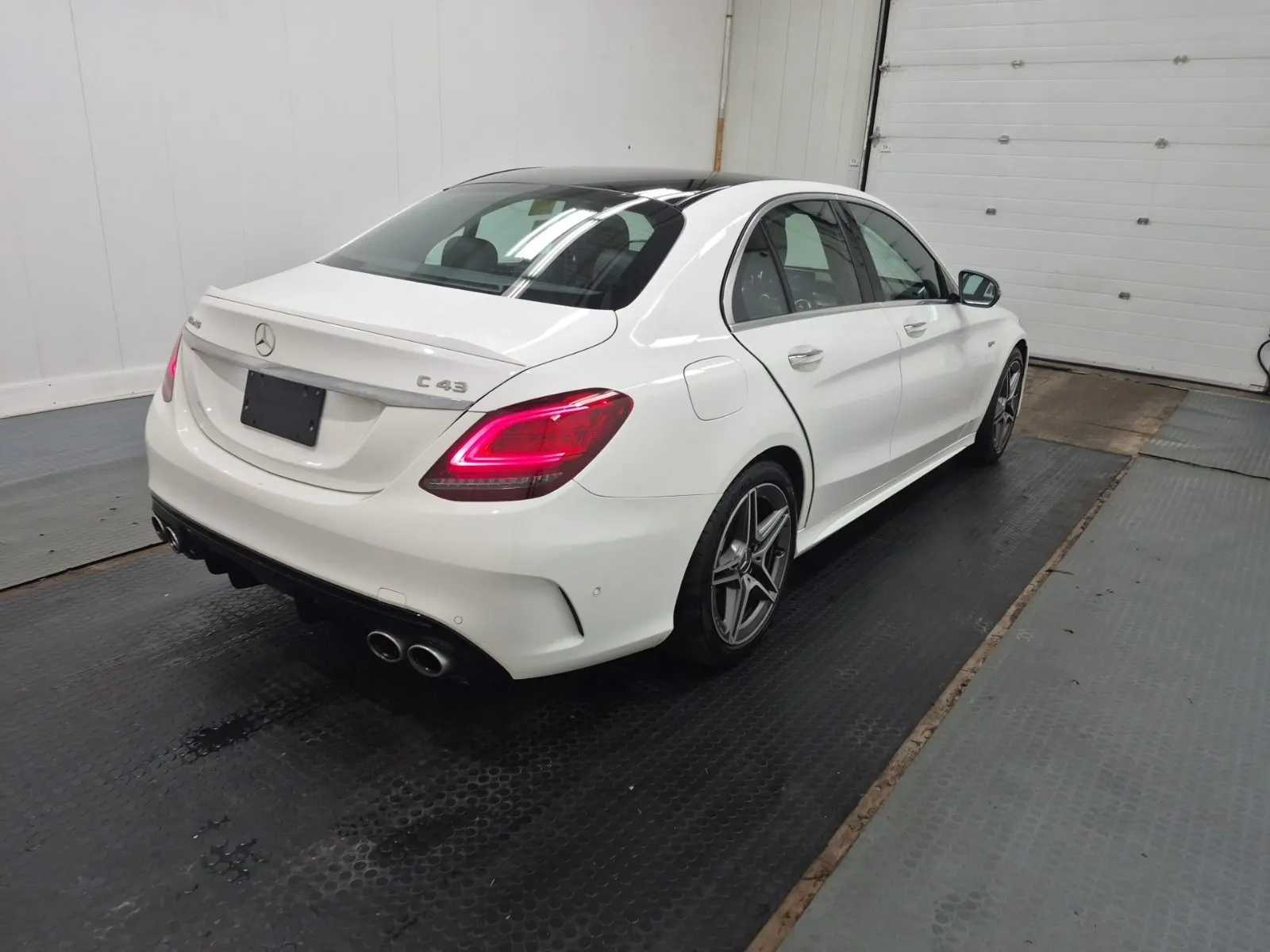 Passenger Rear 3/4 Photo