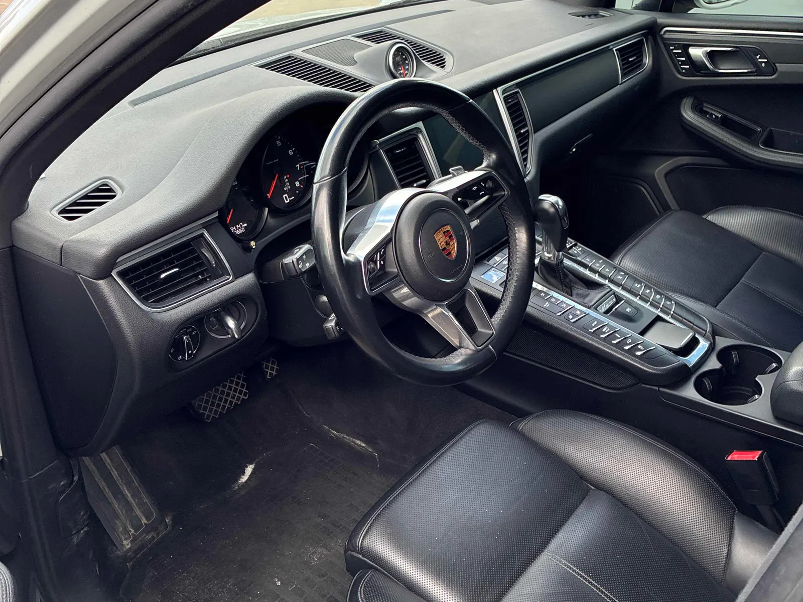 Interior driver side