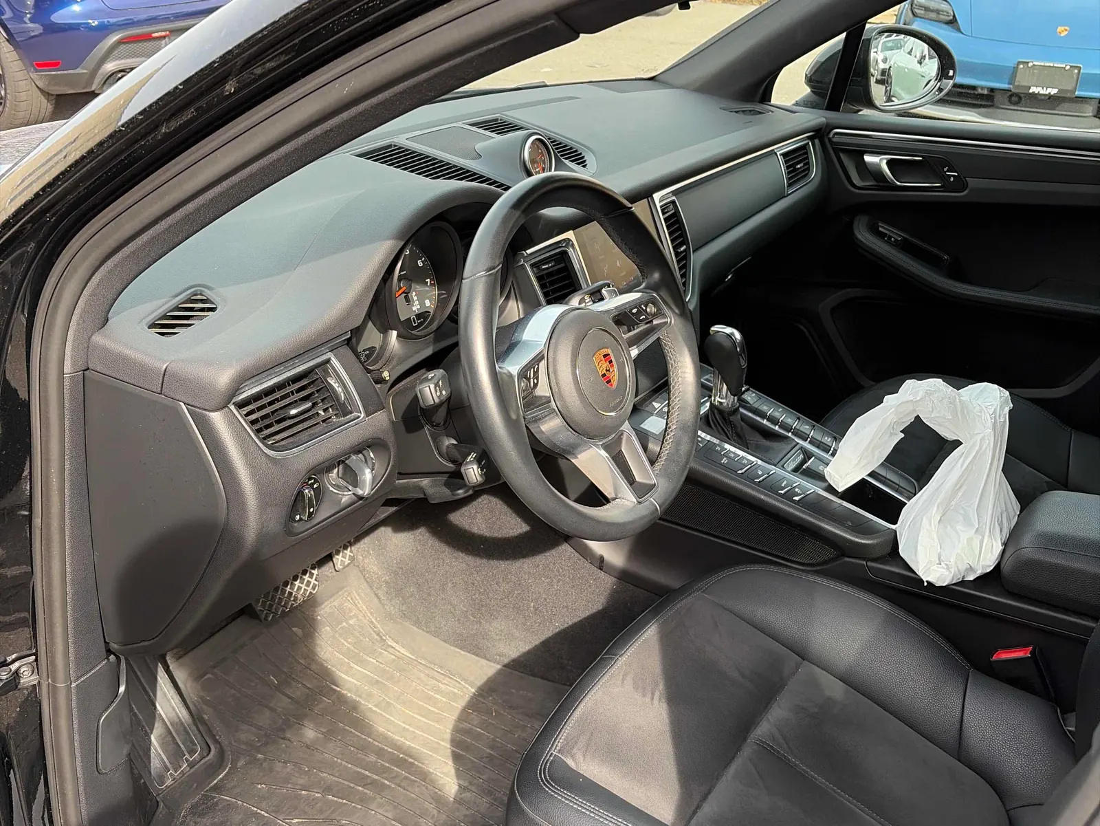 Interior driver side