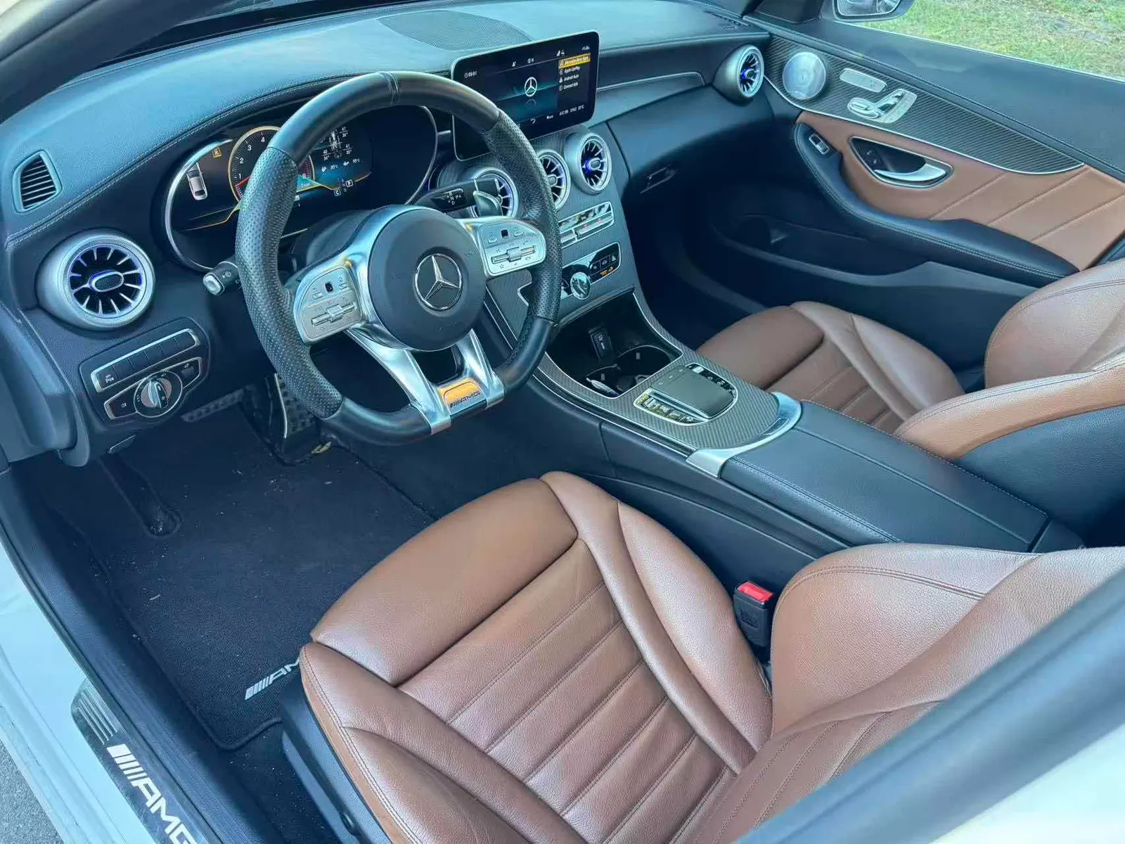 Interior driver side