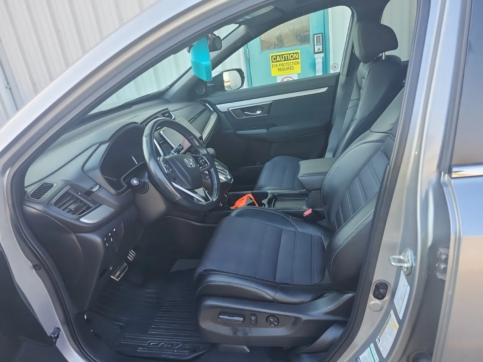 Front Interior Photo