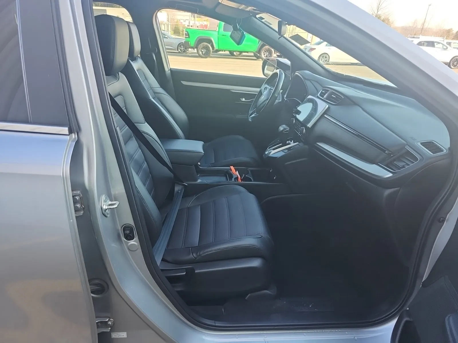 Right Side Interior Photo