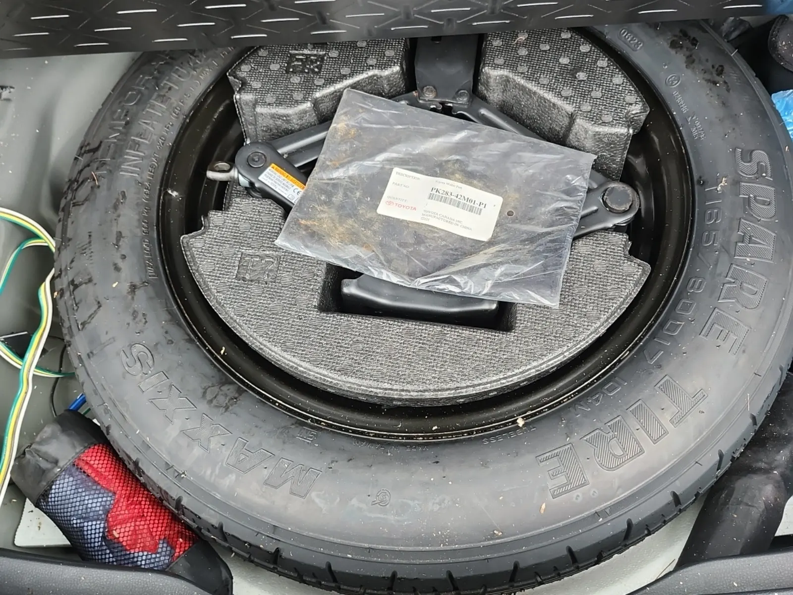 Spare Tire & Wheel Photo