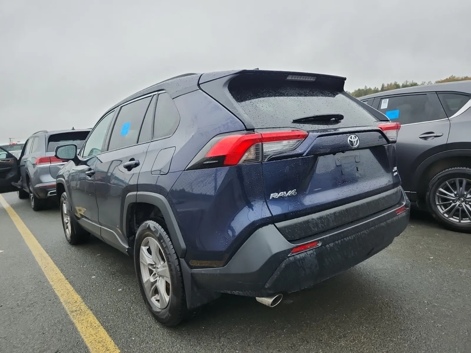 Driver Rear 3/4 Photo