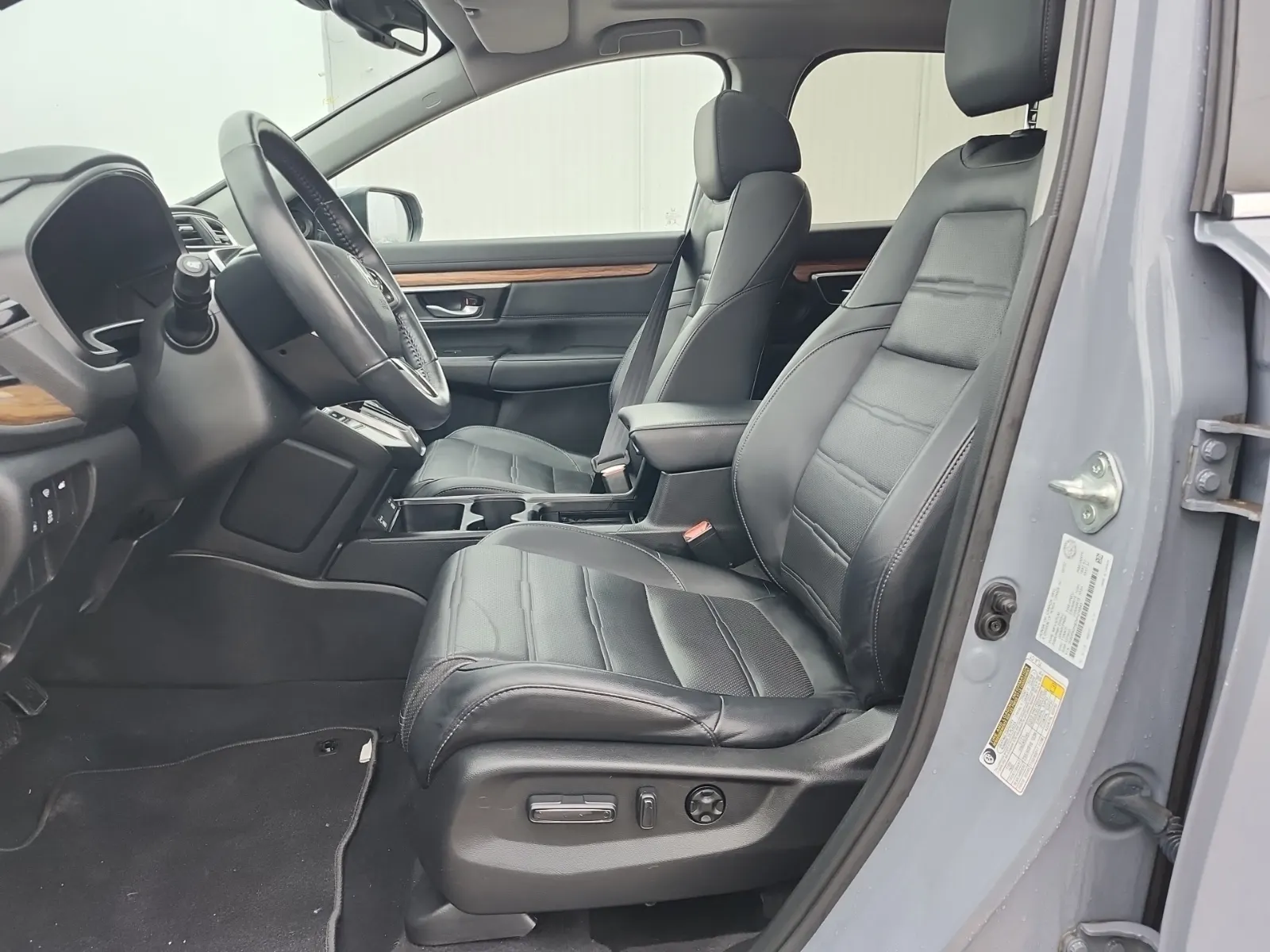 Front Interior Photo