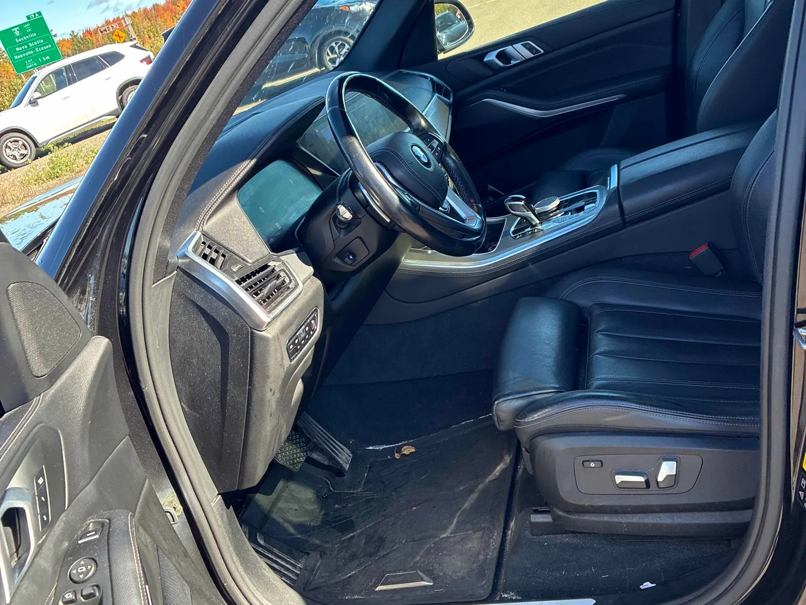 Interior driver side