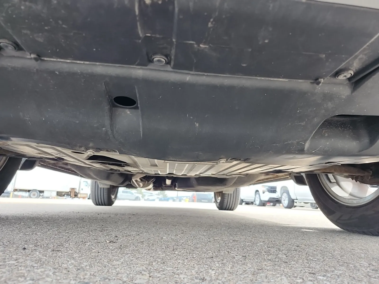 Undercarriage - Front Photo
