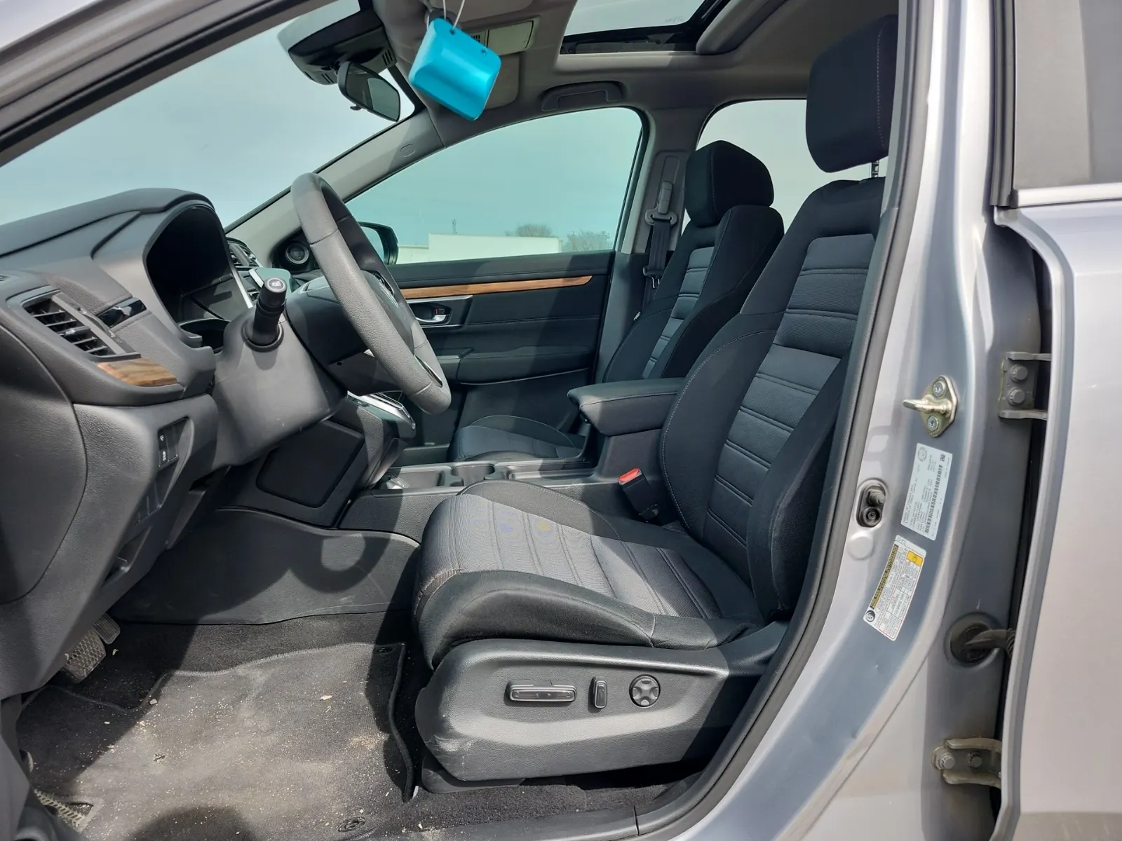 Front Interior Photo