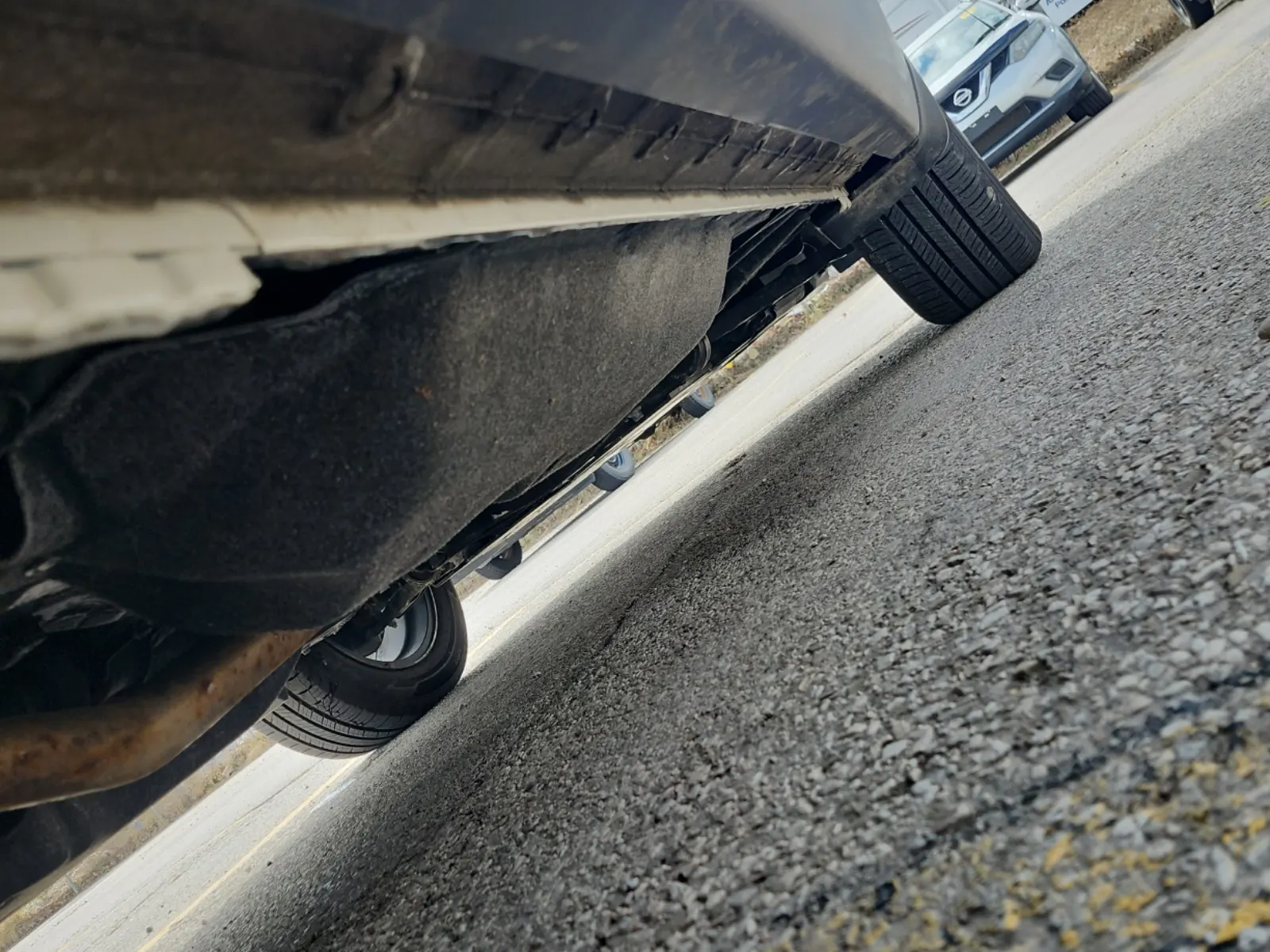 Undercarriage - Passenger Photo