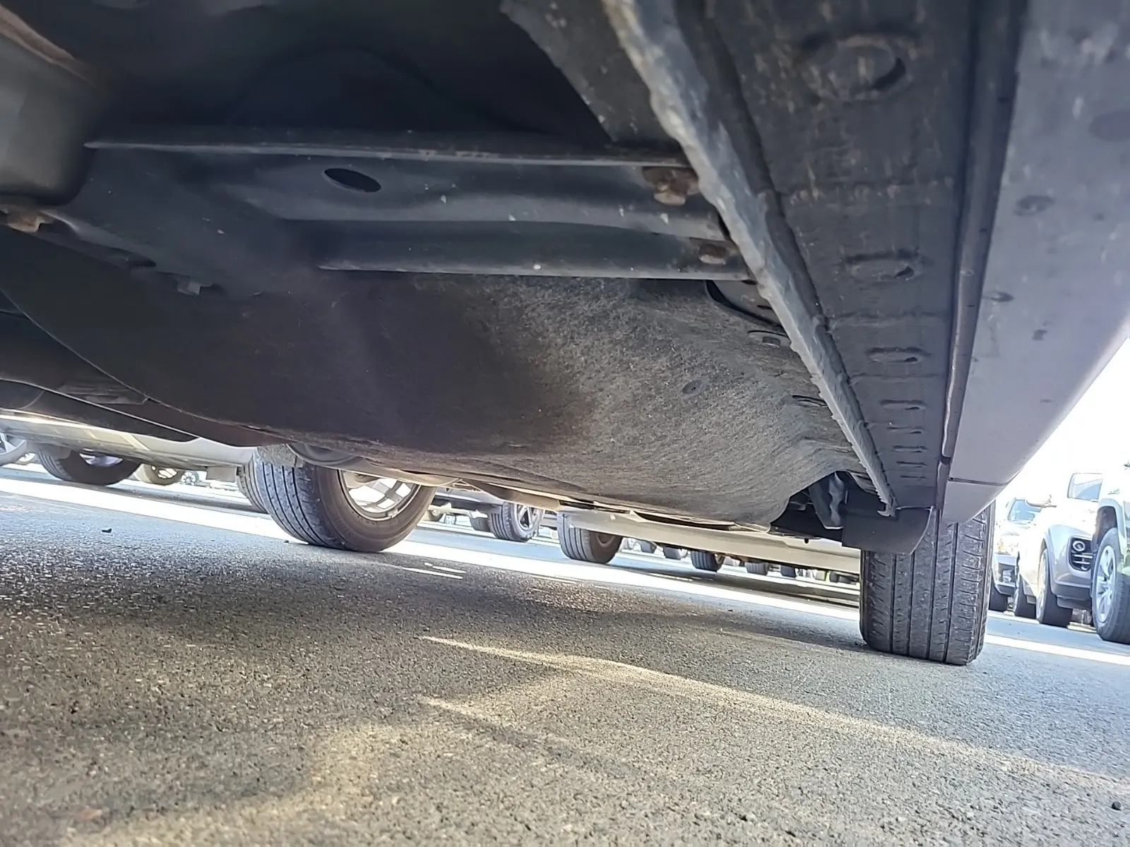 Undercarriage - Driver Photo
