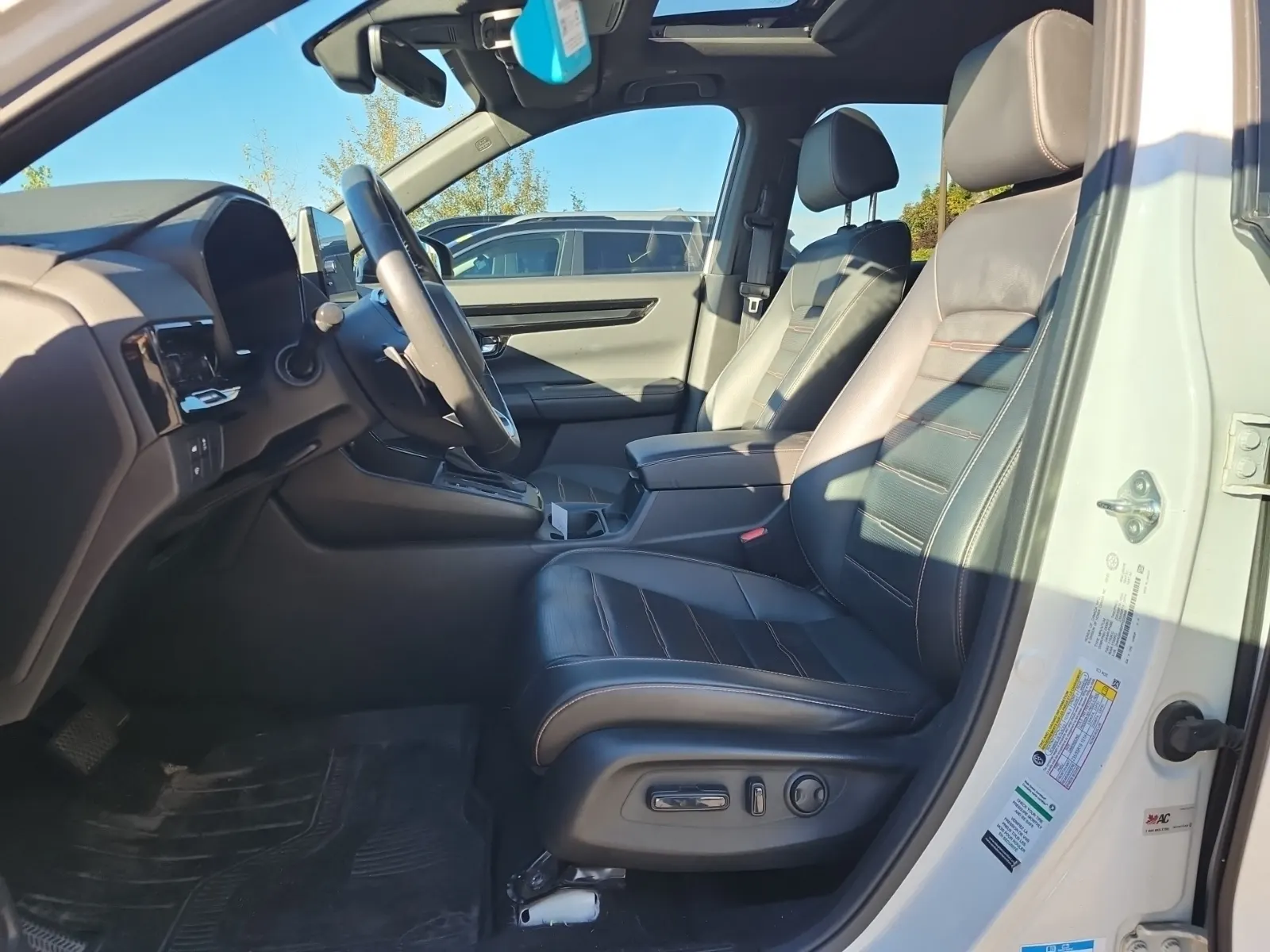 Front Interior Photo