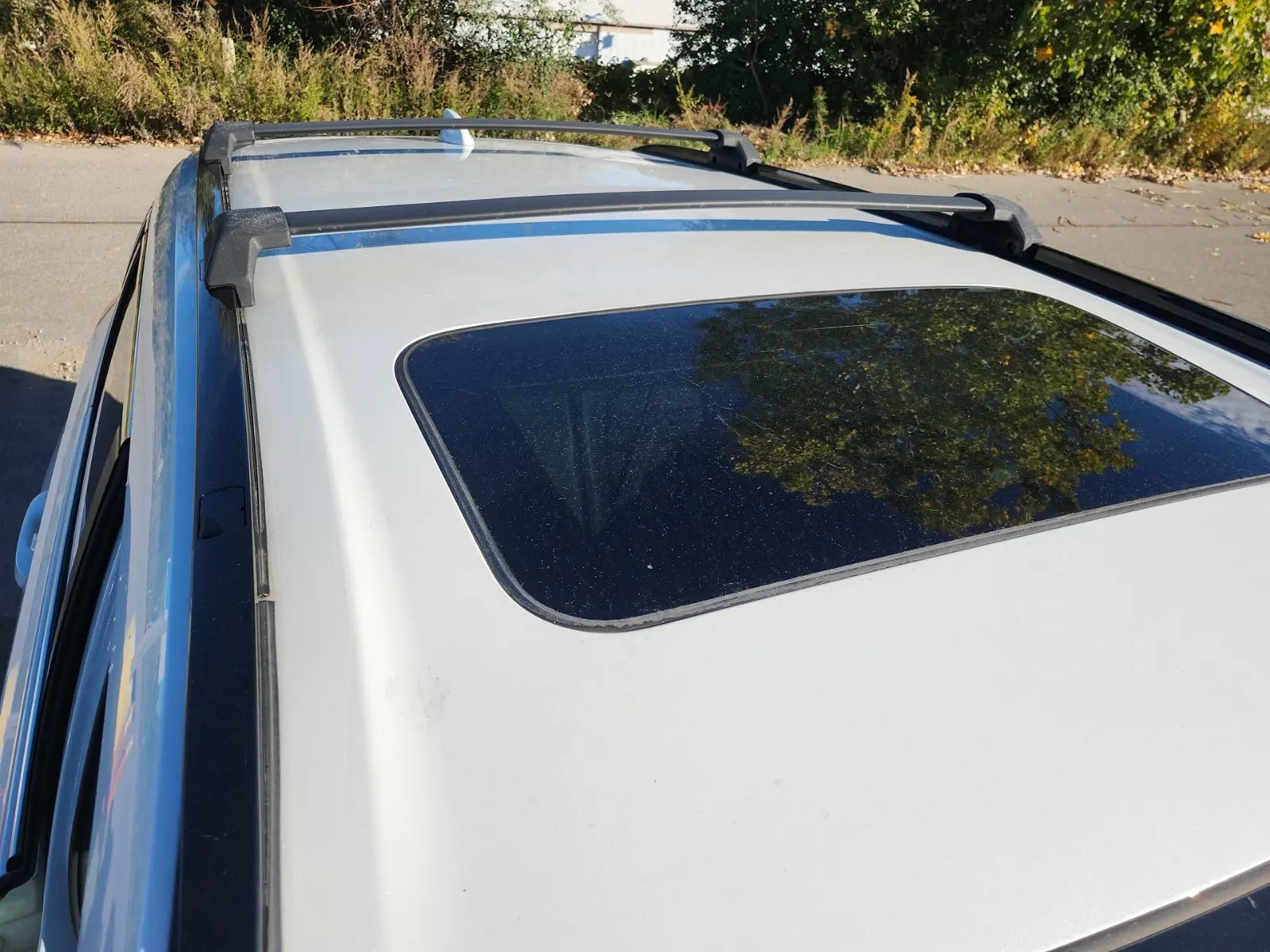 Exterior Roof Photo